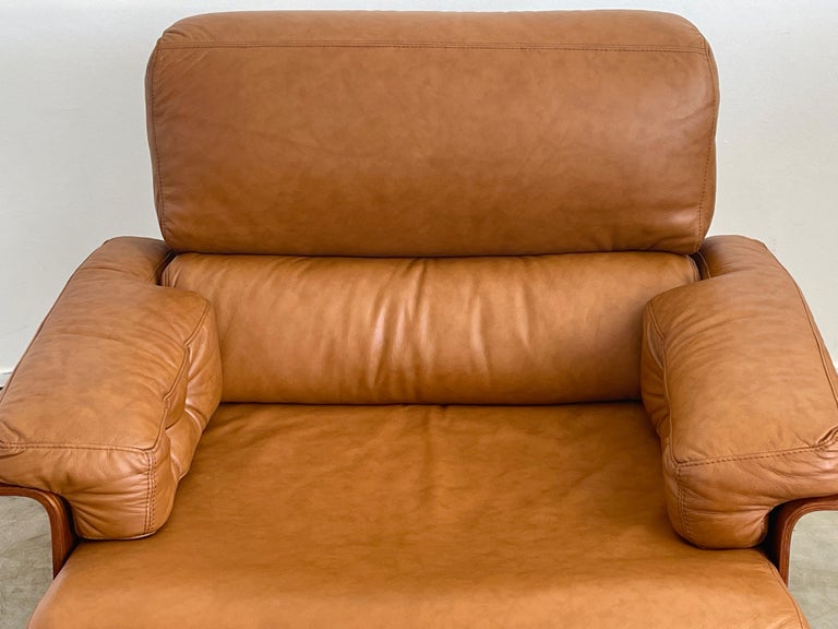 Italian Leather Swivel Chairs 2