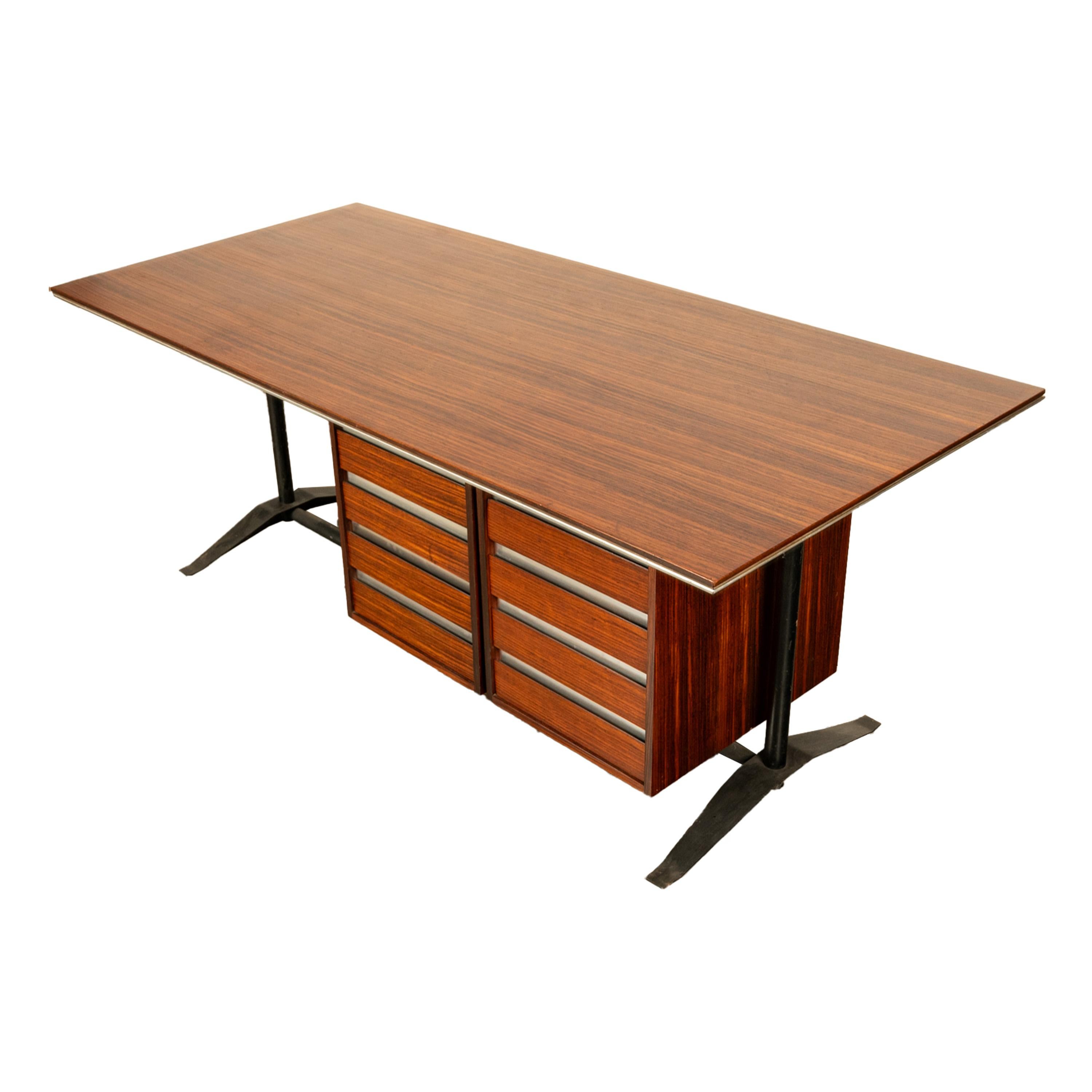 Italian Rosewood Mid Century Modern Executive Desk Gio Ponti Fornaroli Rosselli For Sale 5