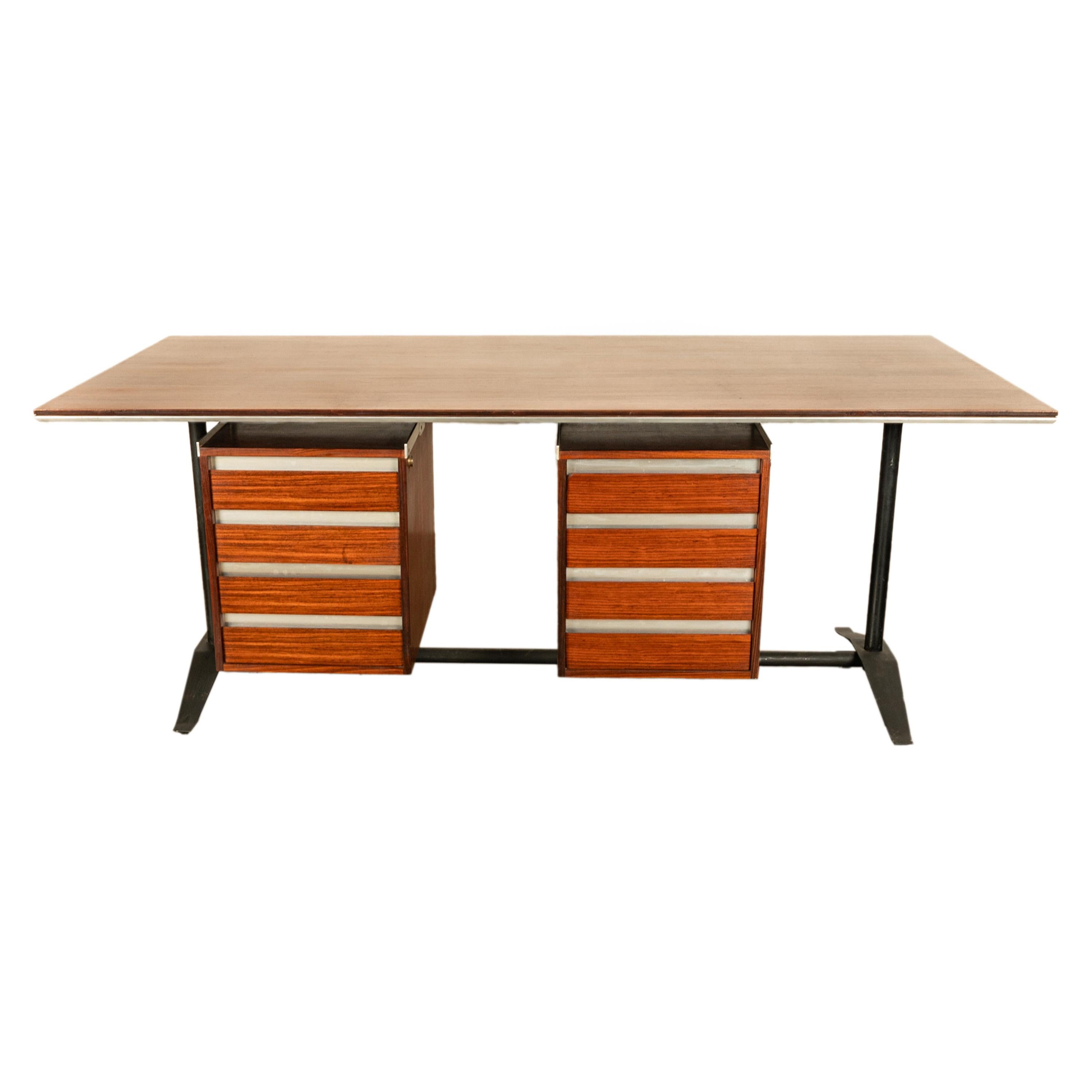 Italian Rosewood Mid Century Modern Executive Desk Gio Ponti Fornaroli Rosselli For Sale 8