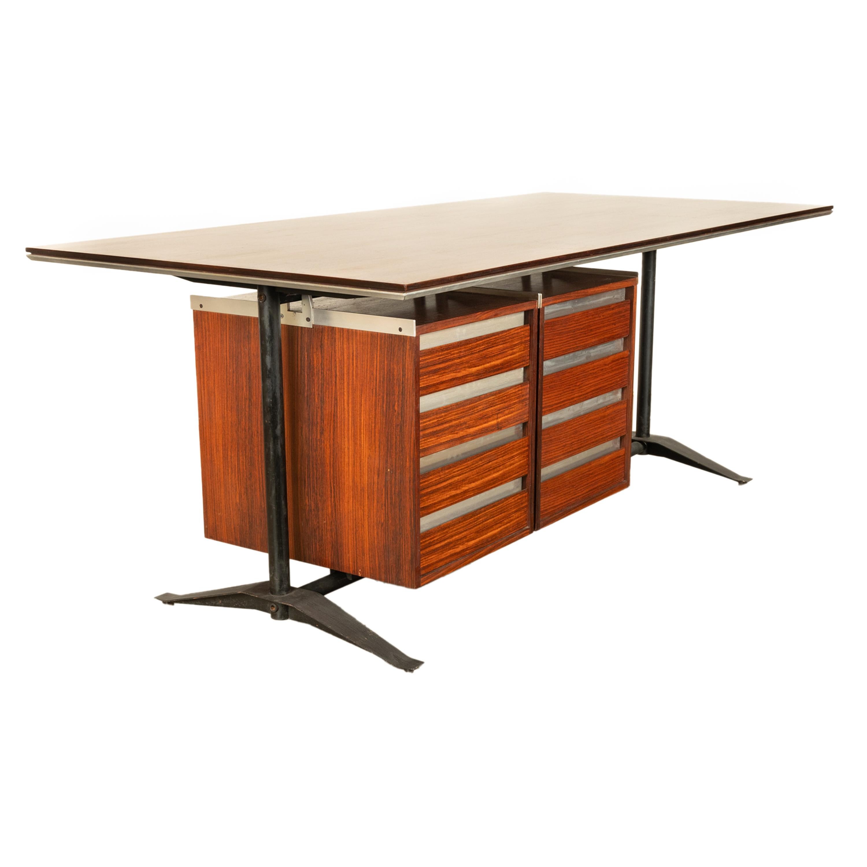 Italian Rosewood Mid Century Modern Executive Desk Gio Ponti Fornaroli Rosselli For Sale 11