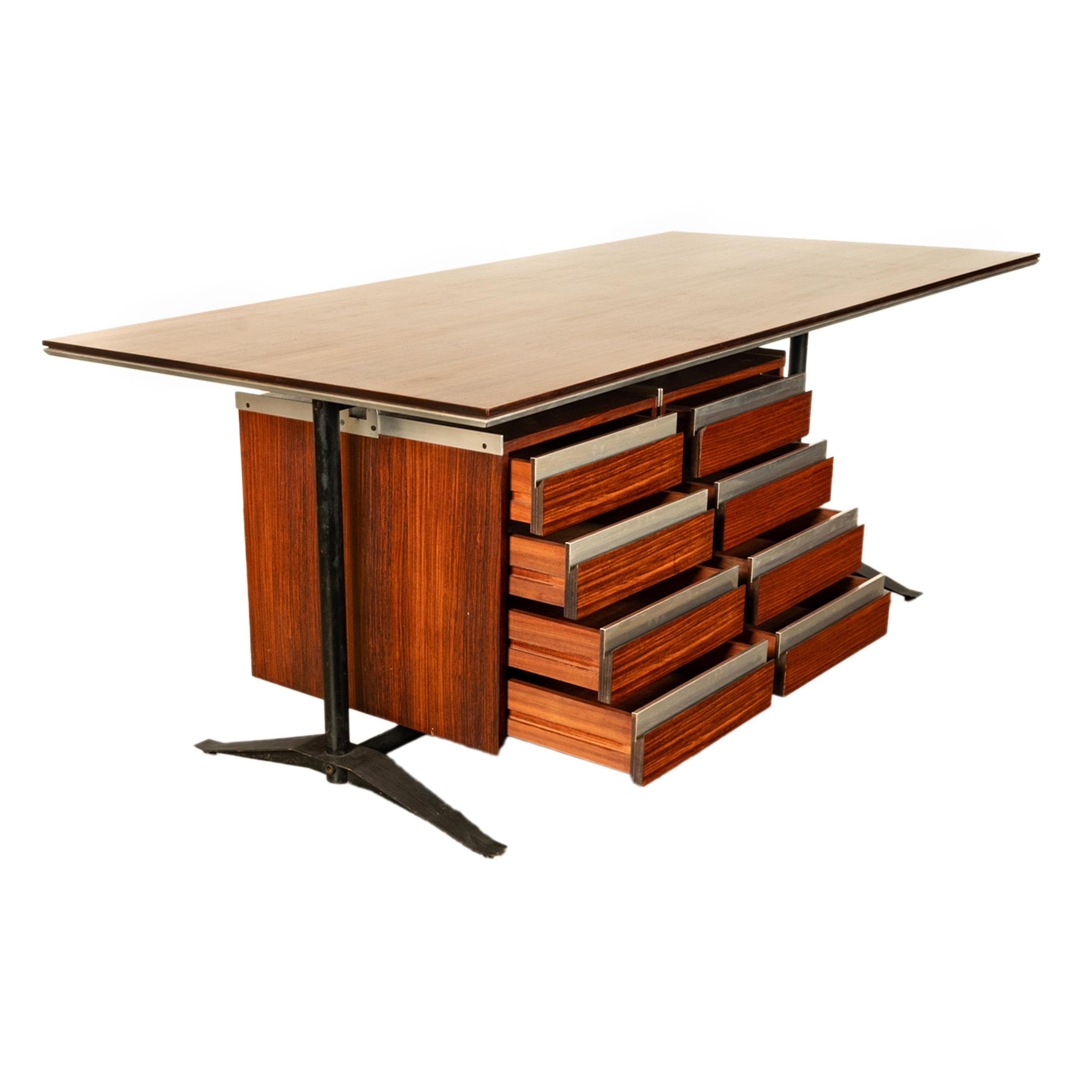 Italian Rosewood Mid Century Modern Executive Desk Gio Ponti Fornaroli Rosselli For Sale 12