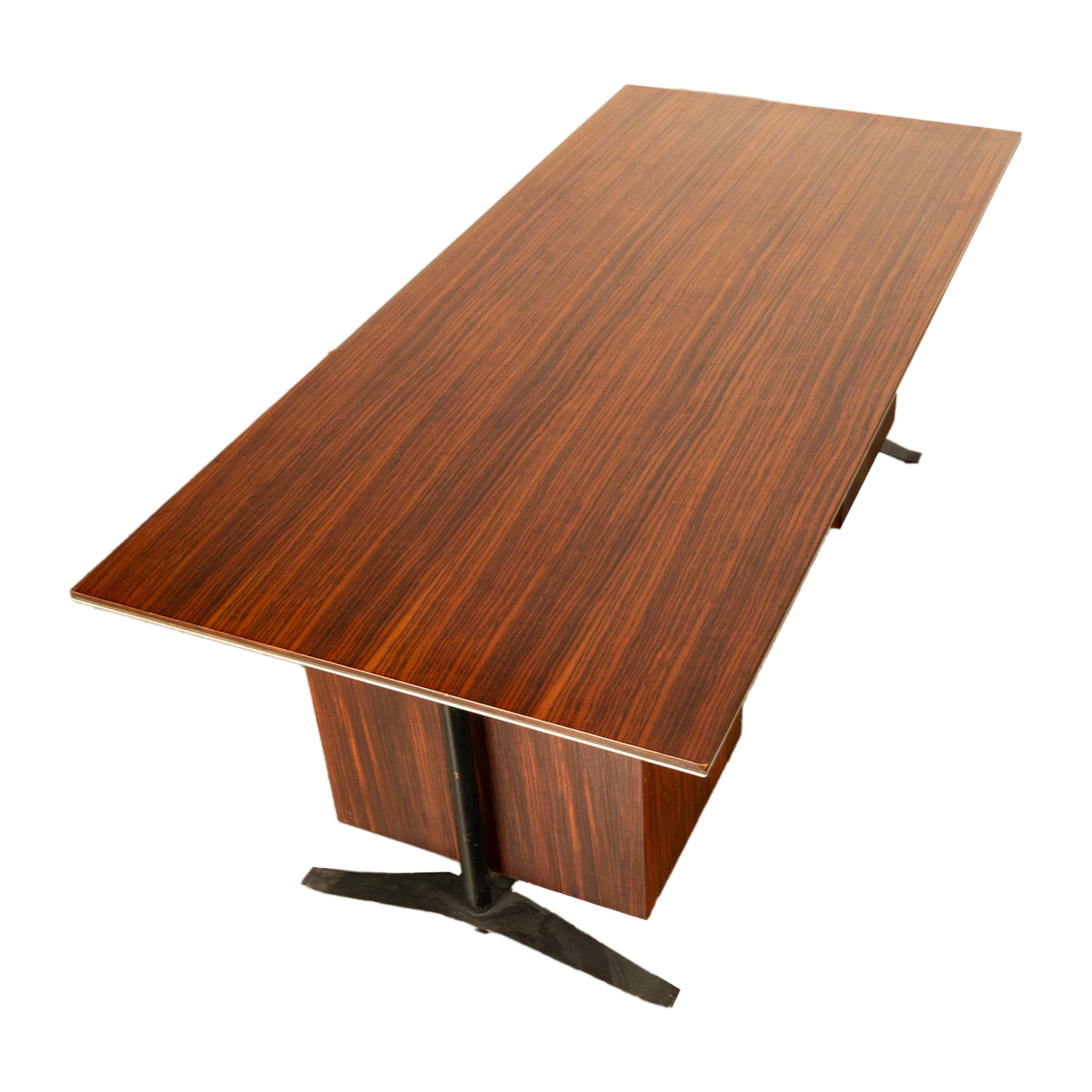 Italian Rosewood Mid Century Modern Executive Desk Gio Ponti Fornaroli Rosselli For Sale 13