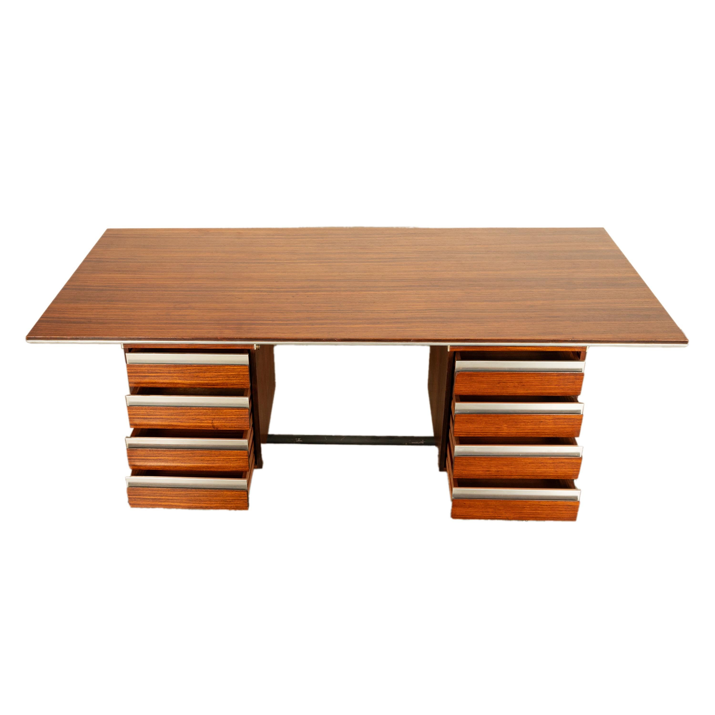Mid-20th Century Italian Rosewood Mid Century Modern Executive Desk Gio Ponti Fornaroli Rosselli For Sale