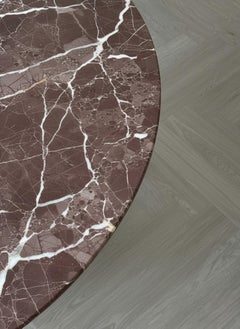 Tavolo rotondo in marmo Rosso Levanto - Tavolo da pranzo scultoreo realizzato a mano