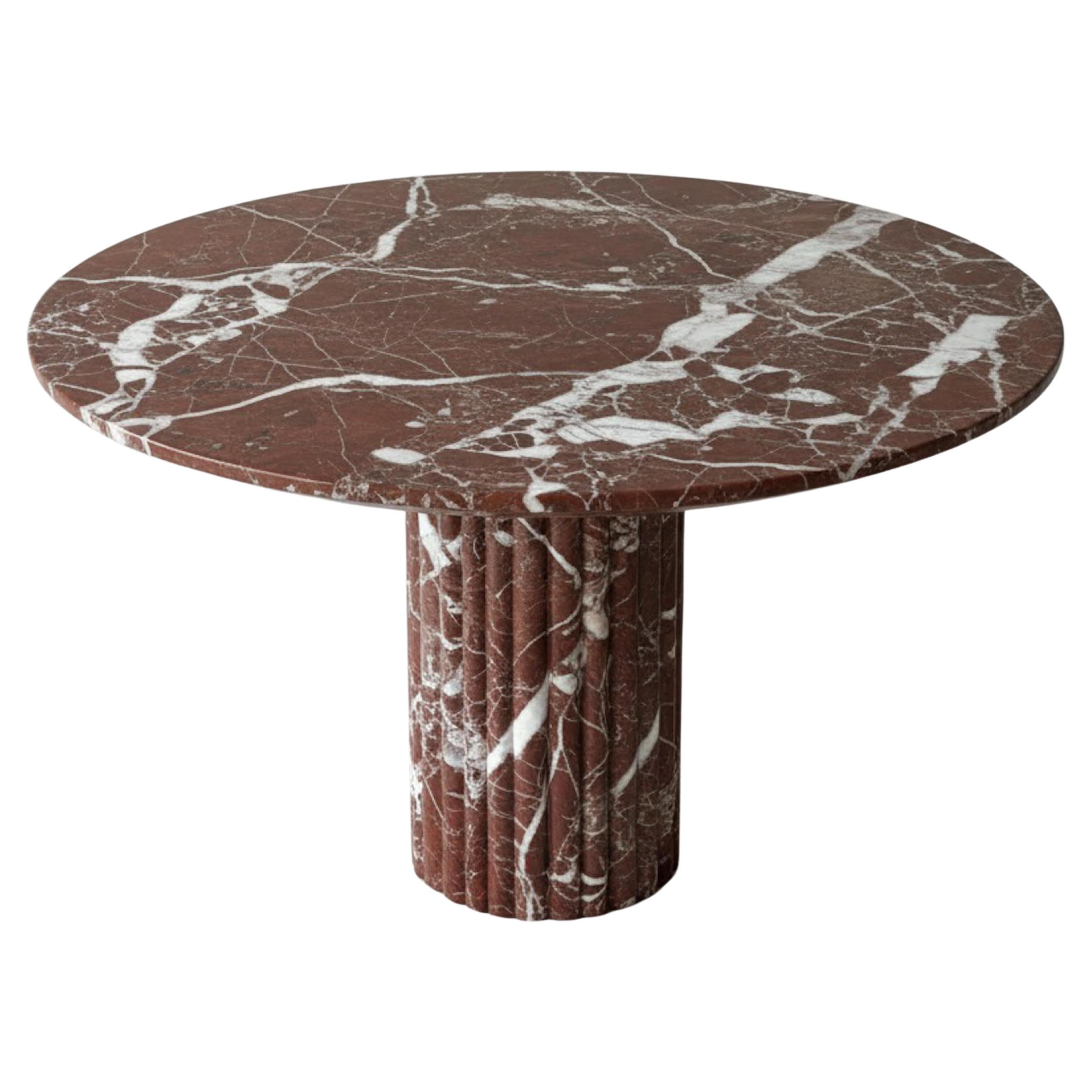 Mesa redonda italiana de mármol Rosso Levanto - Mesa de comedor escultural hecha a mano en venta