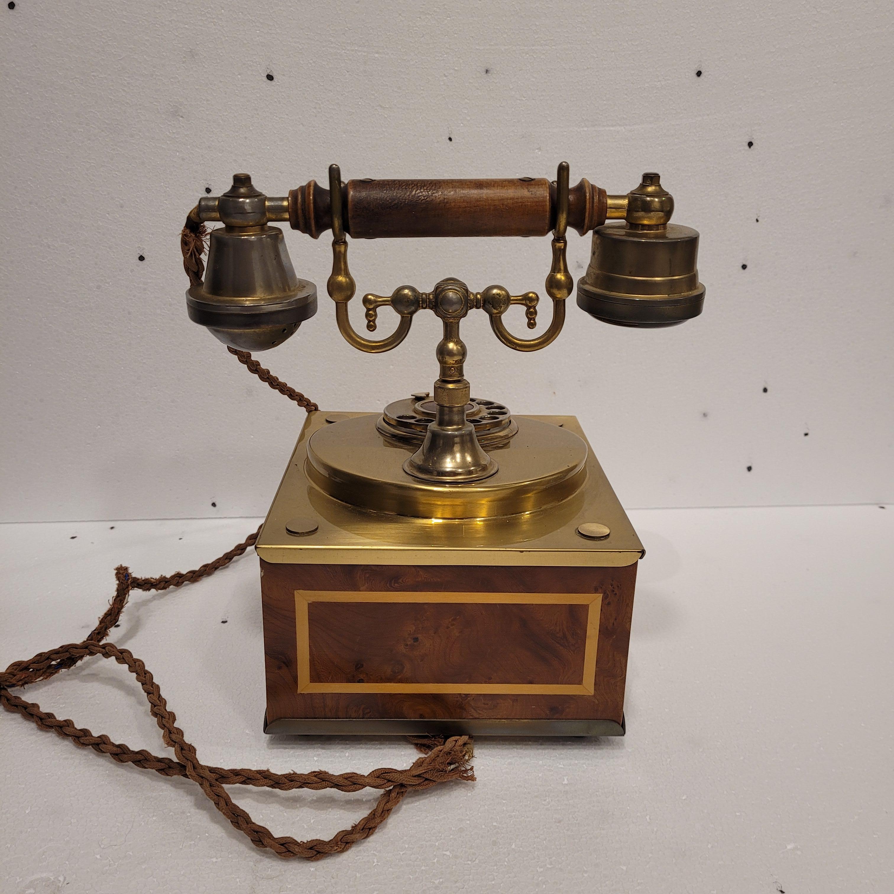 Italienisches drehbares Zifferblatt, Telefon, Vintage mit Retro- und Intarsienarbeit im Angebot 2
