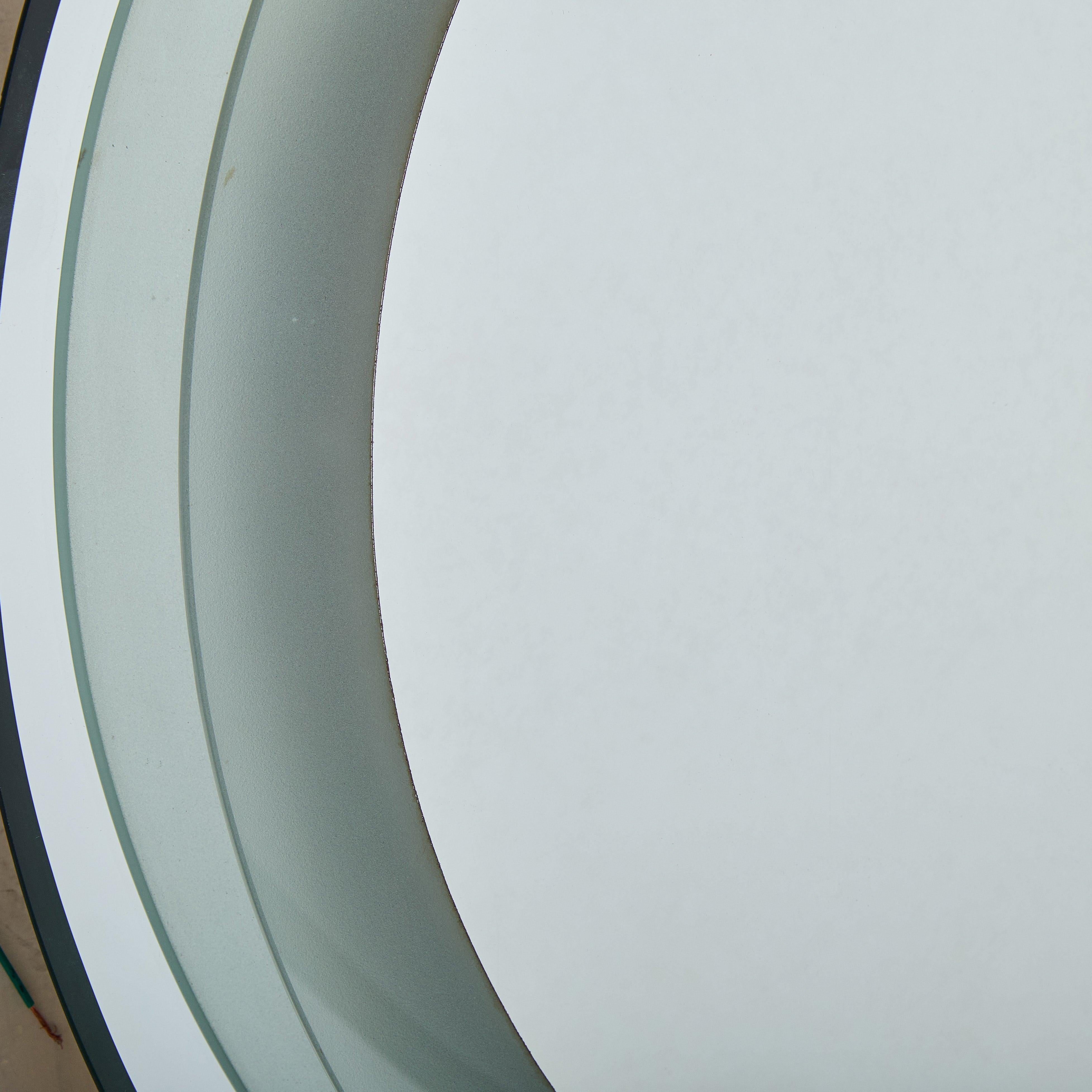 Moderne Miroir mural rond rétro-éclairé italien, 1970 en vente