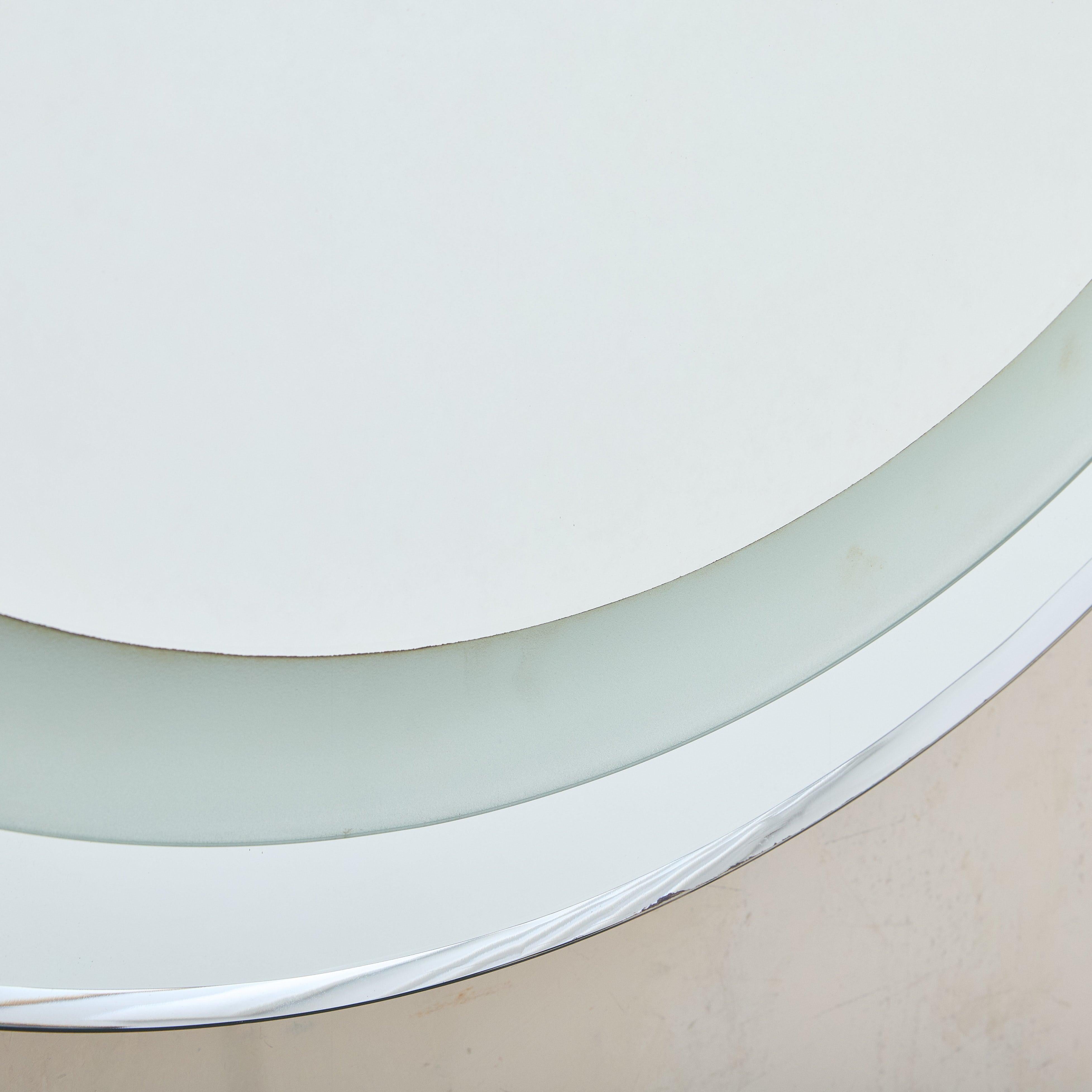 Verre Miroir mural rond rétro-éclairé italien, 1970 en vente