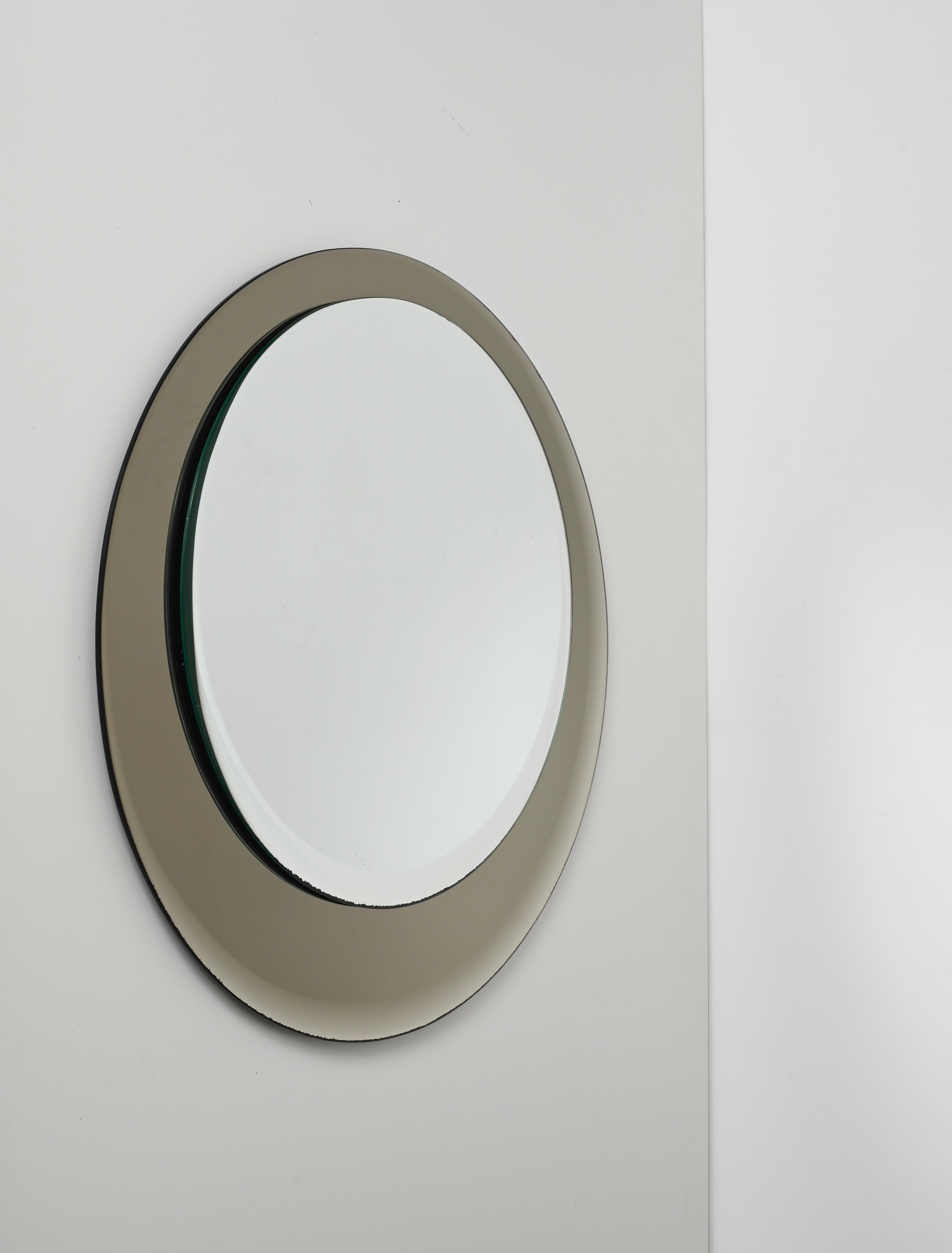 Miroir rond italien avec cadre en cristal de bronze, Cristal Arte 1970 Bon état - En vente à Roma, IT