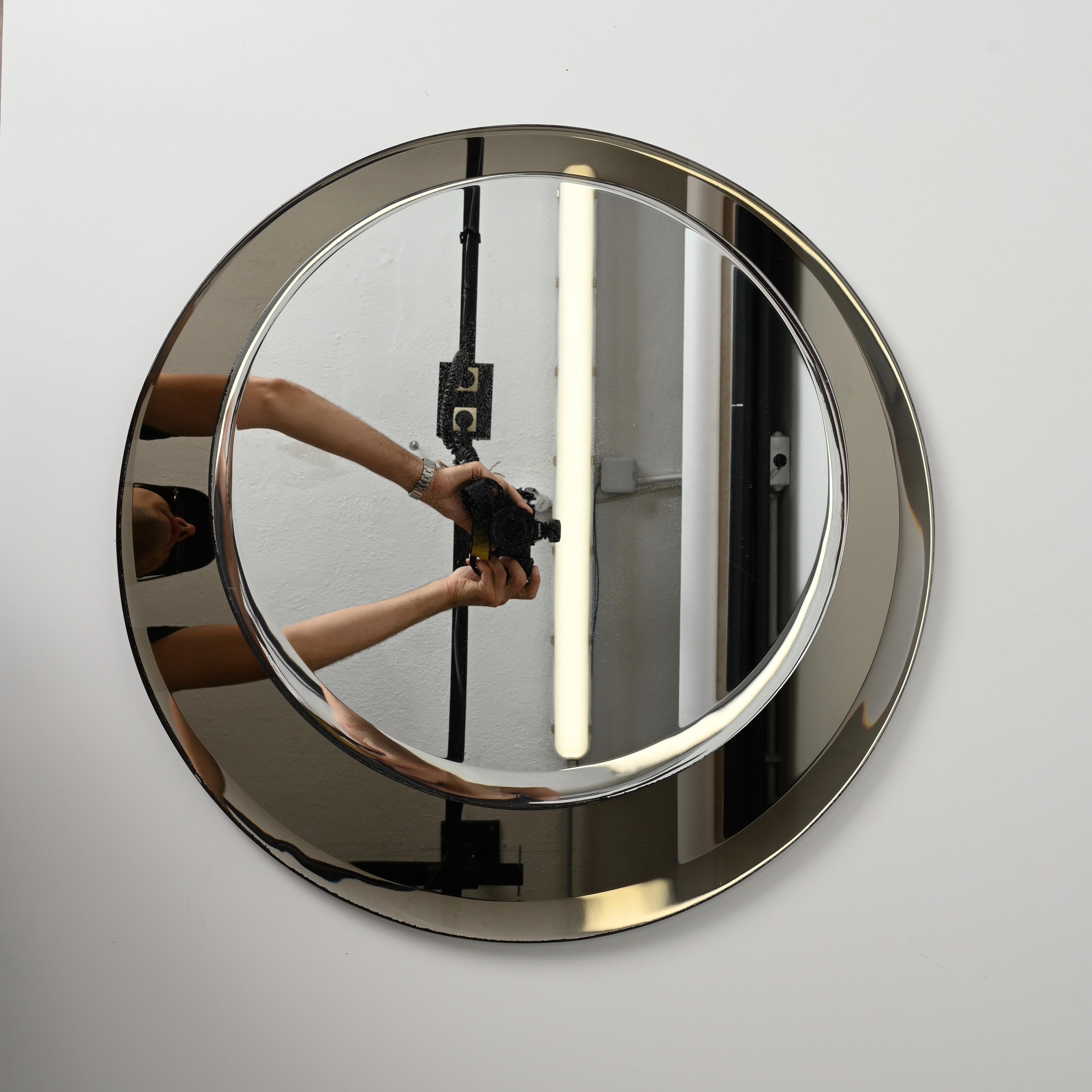 Fin du 20e siècle Miroir rond italien avec cadre en cristal de bronze, Cristal Arte 1970 en vente