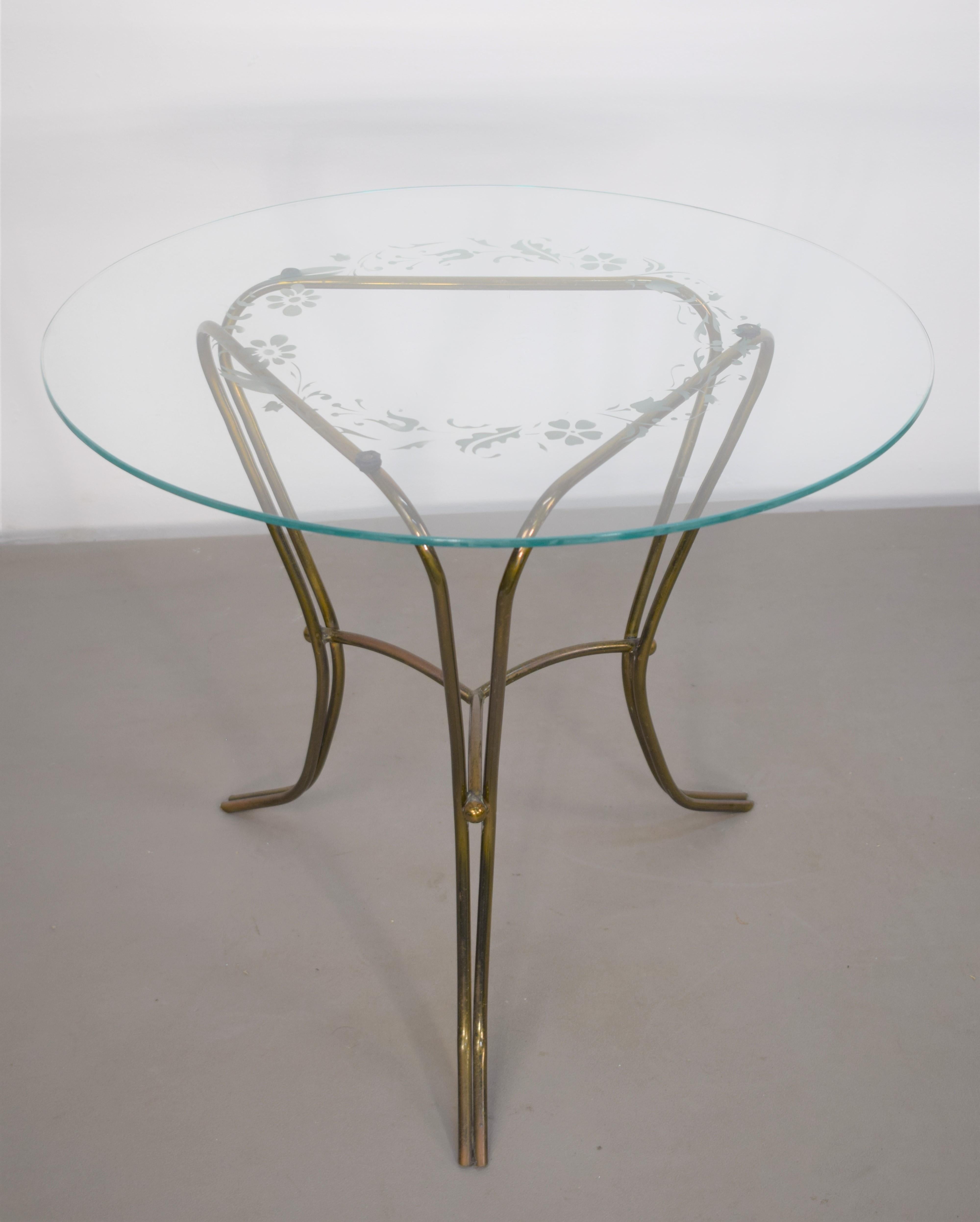 Italian Round Coffee Table, 1950s For Sale 1