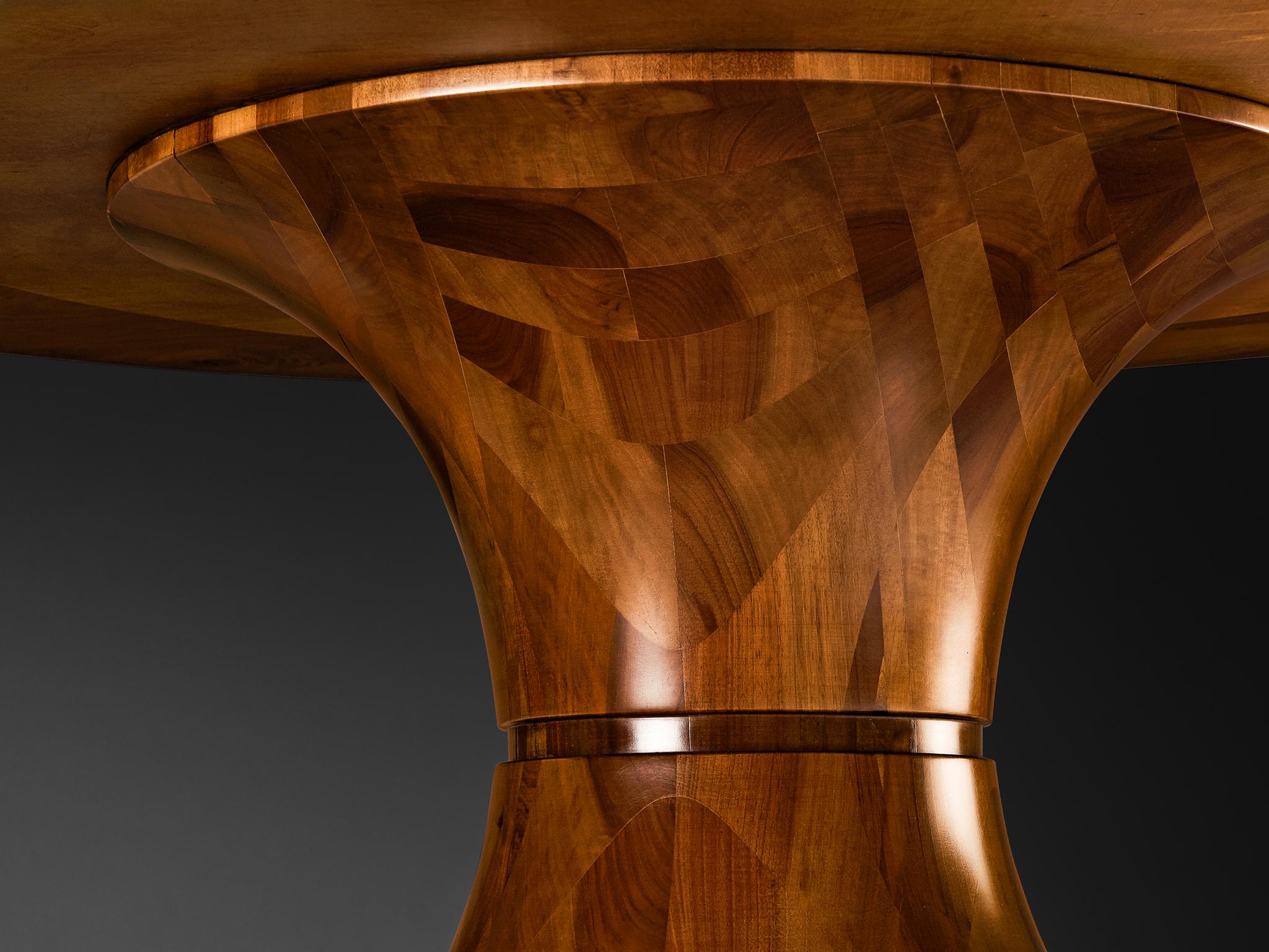 Mid-20th Century Italian Round Dining Table in Walnut Burl with Marquetry Base 180cm/70.87in