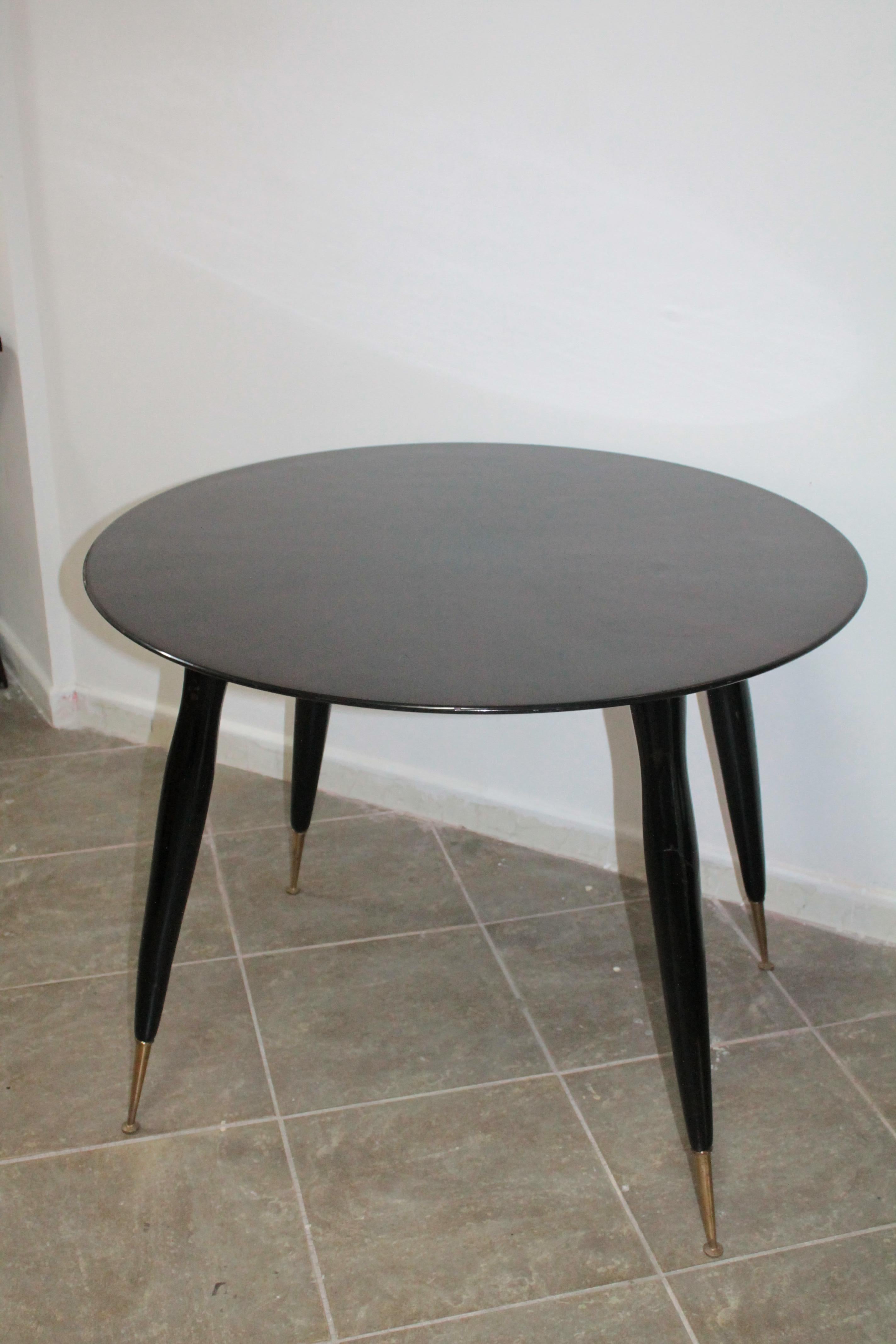 Italian Round Dining Table Rosewood in the Style of Gio Ponti, 1950s For Sale 5