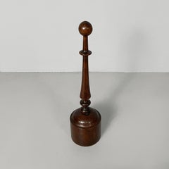 Italian round doorstop in turned wood, 1930s