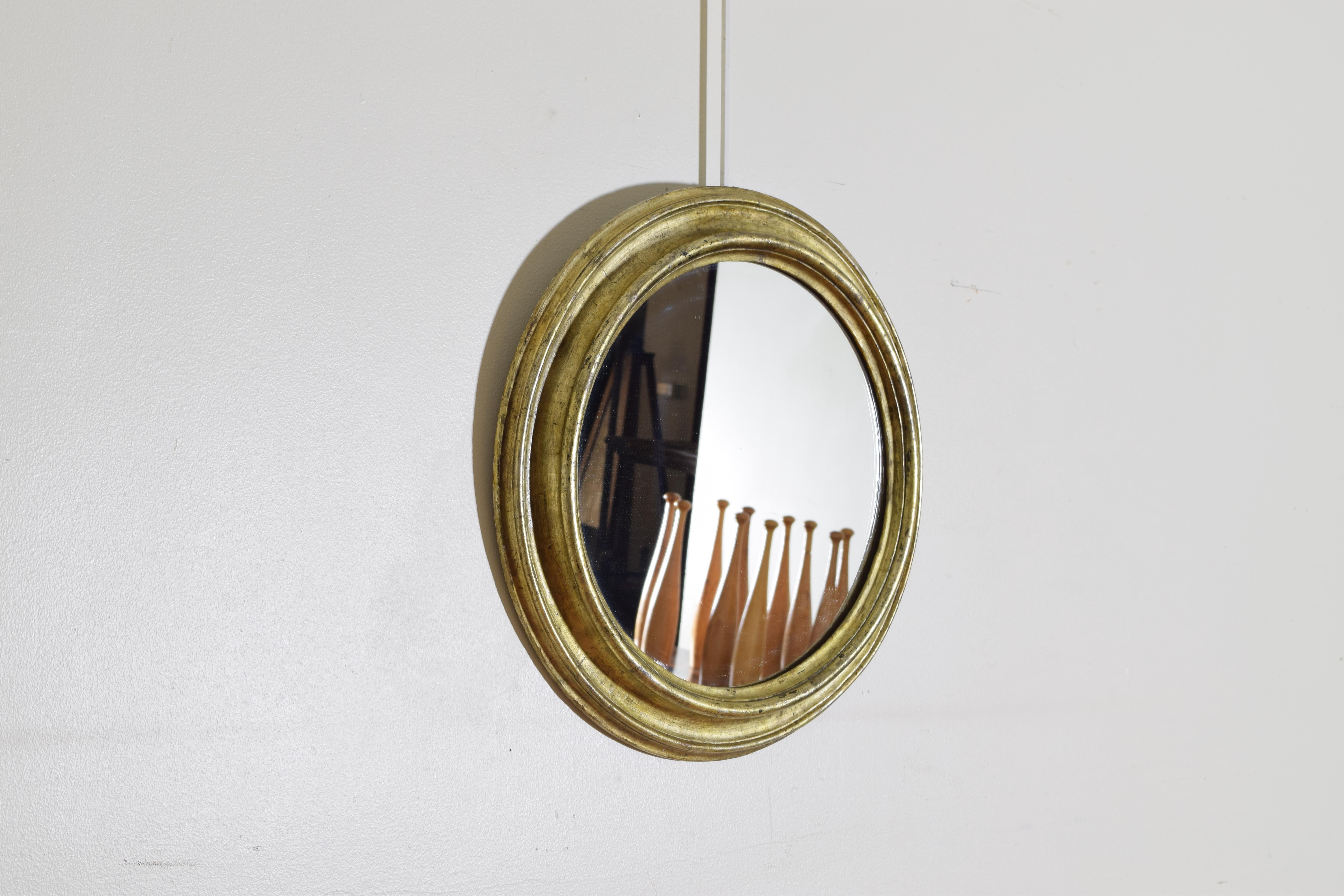 Louis XIII Italian Round Giltwood Mirror, Early 18th Century