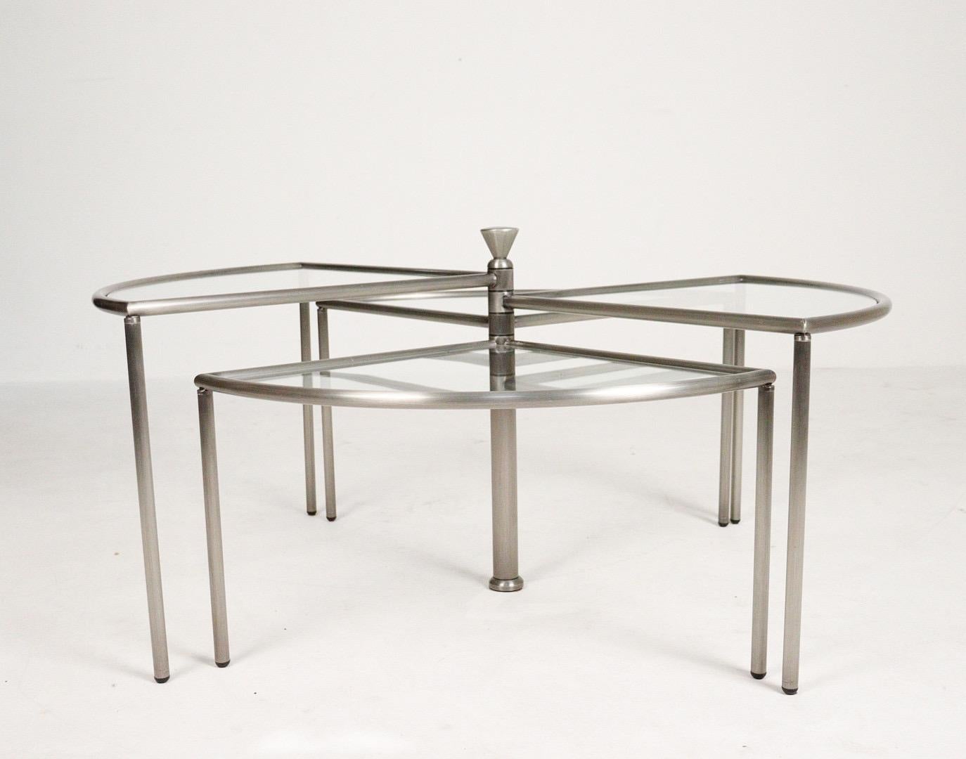 Italian Round Glass Top Side Table with 4 Nesting Elements, 1970s For Sale 8
