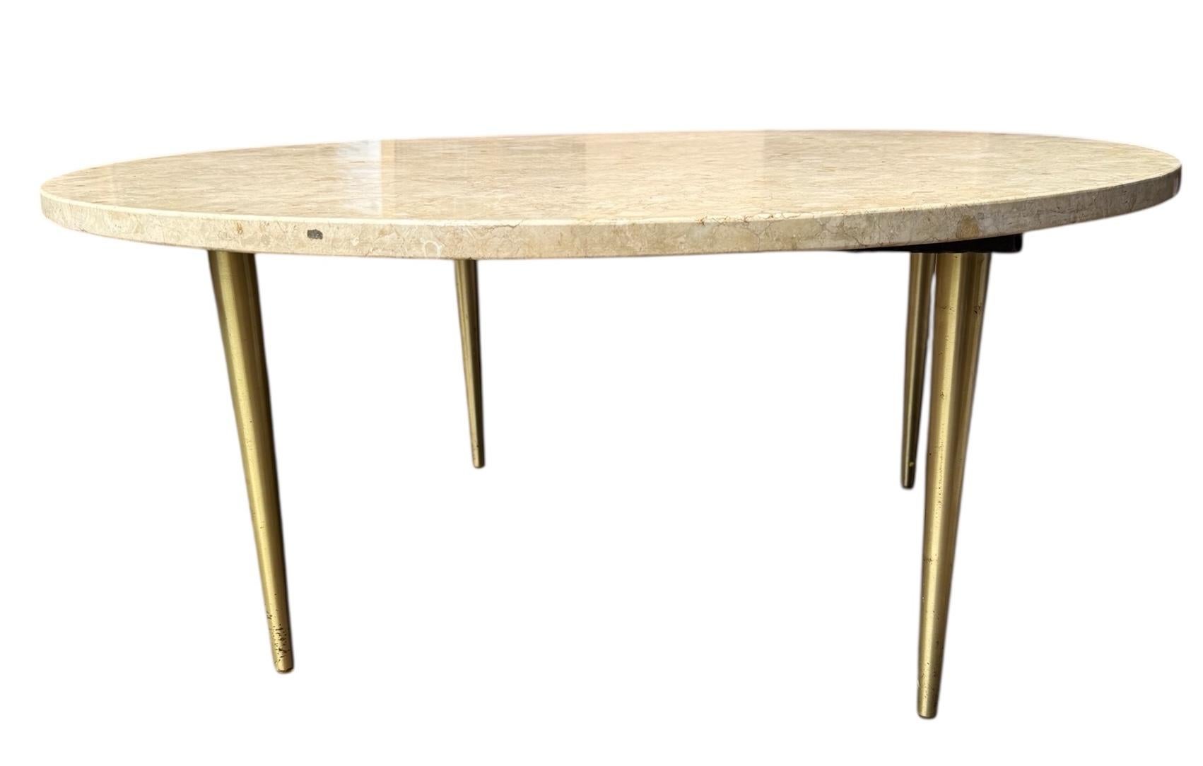 Table basse ronde italienne à plateau en marbre en vente 6