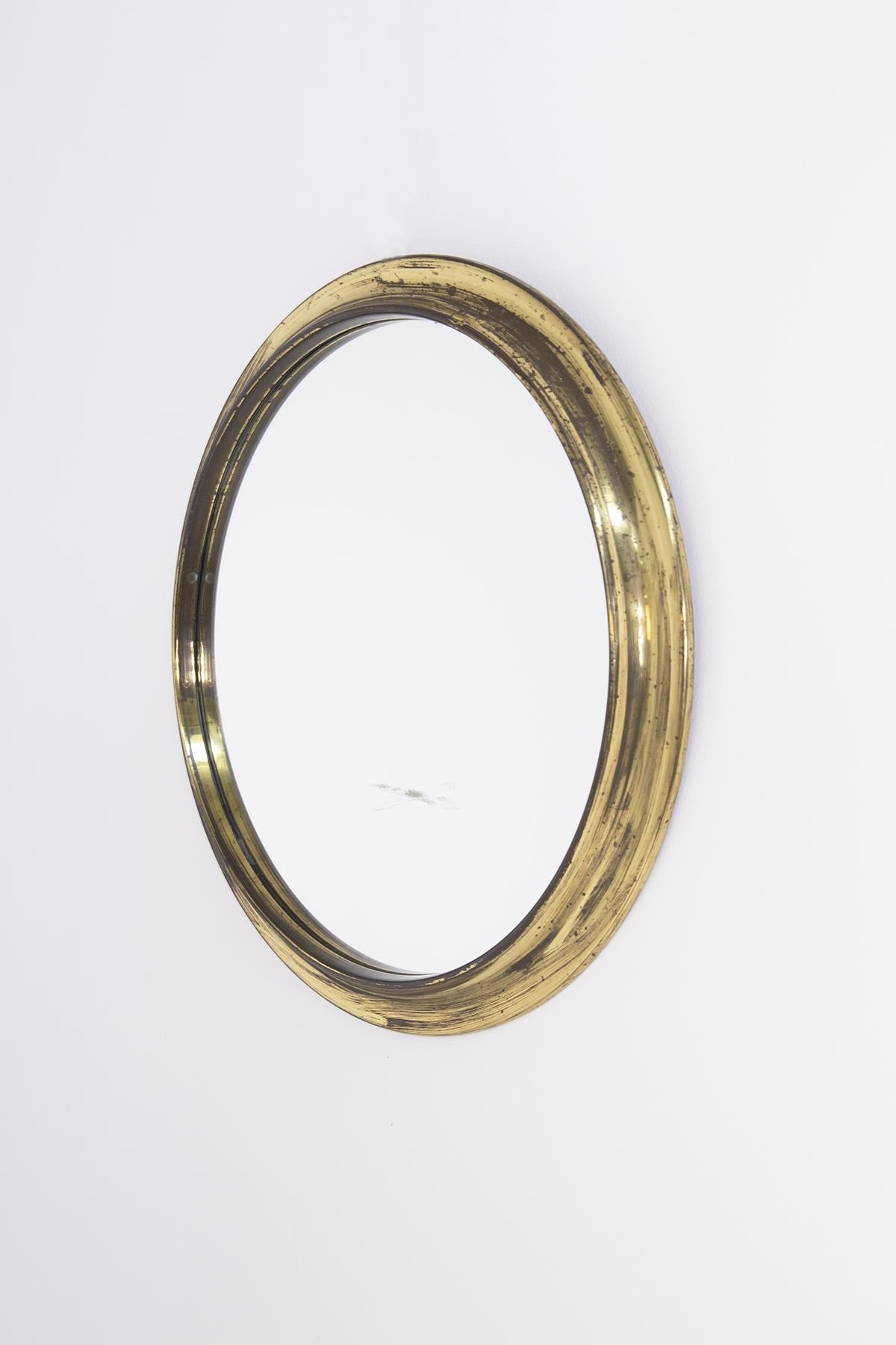 Late 20th Century Italian Round Mirror in Brass by Arch. Augusto Savini