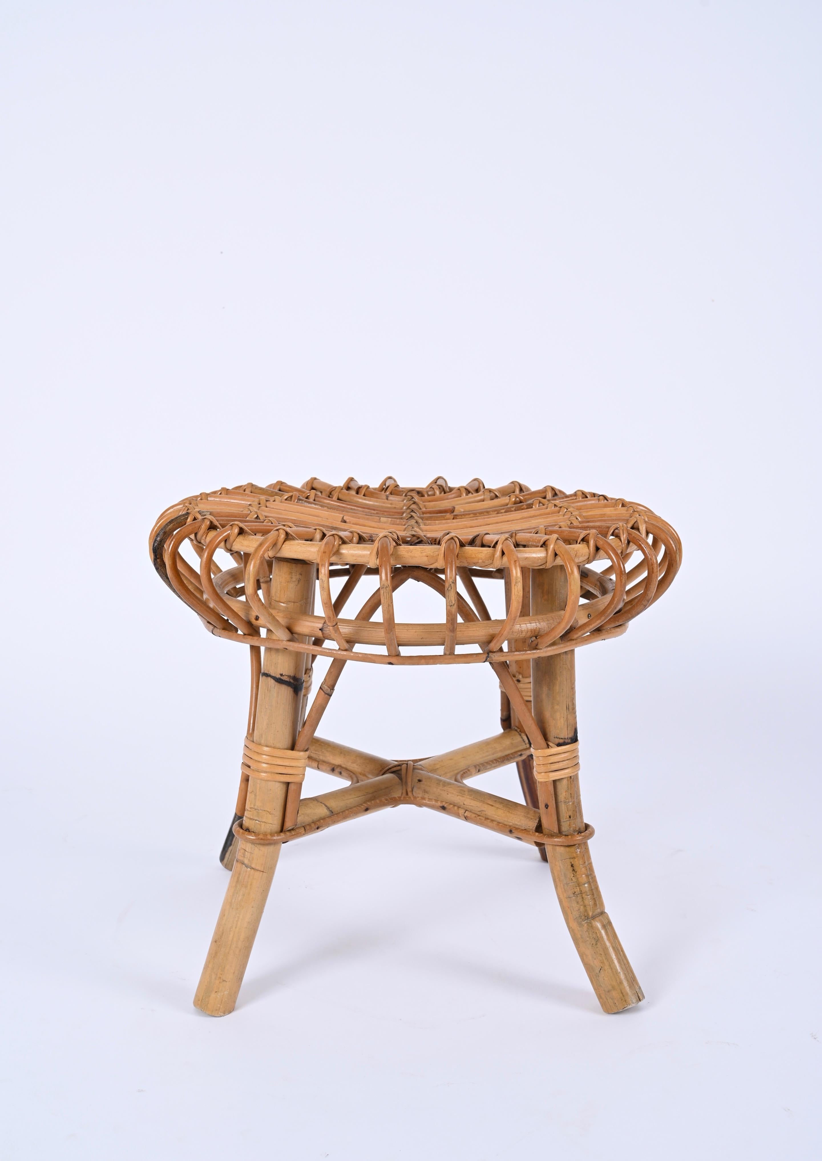 Italian Round Ottoman Stool in Rattan and Bamboo, Franco Albini 1960s In Good Condition For Sale In Roma, IT