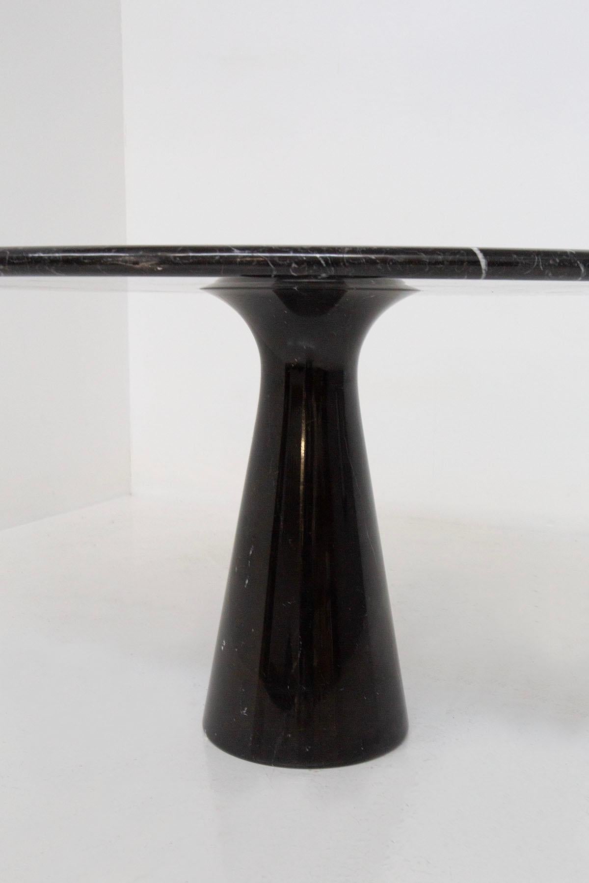 Late 20th Century Italian Round Table in Black Marble Design by Angelo Mangiarotti