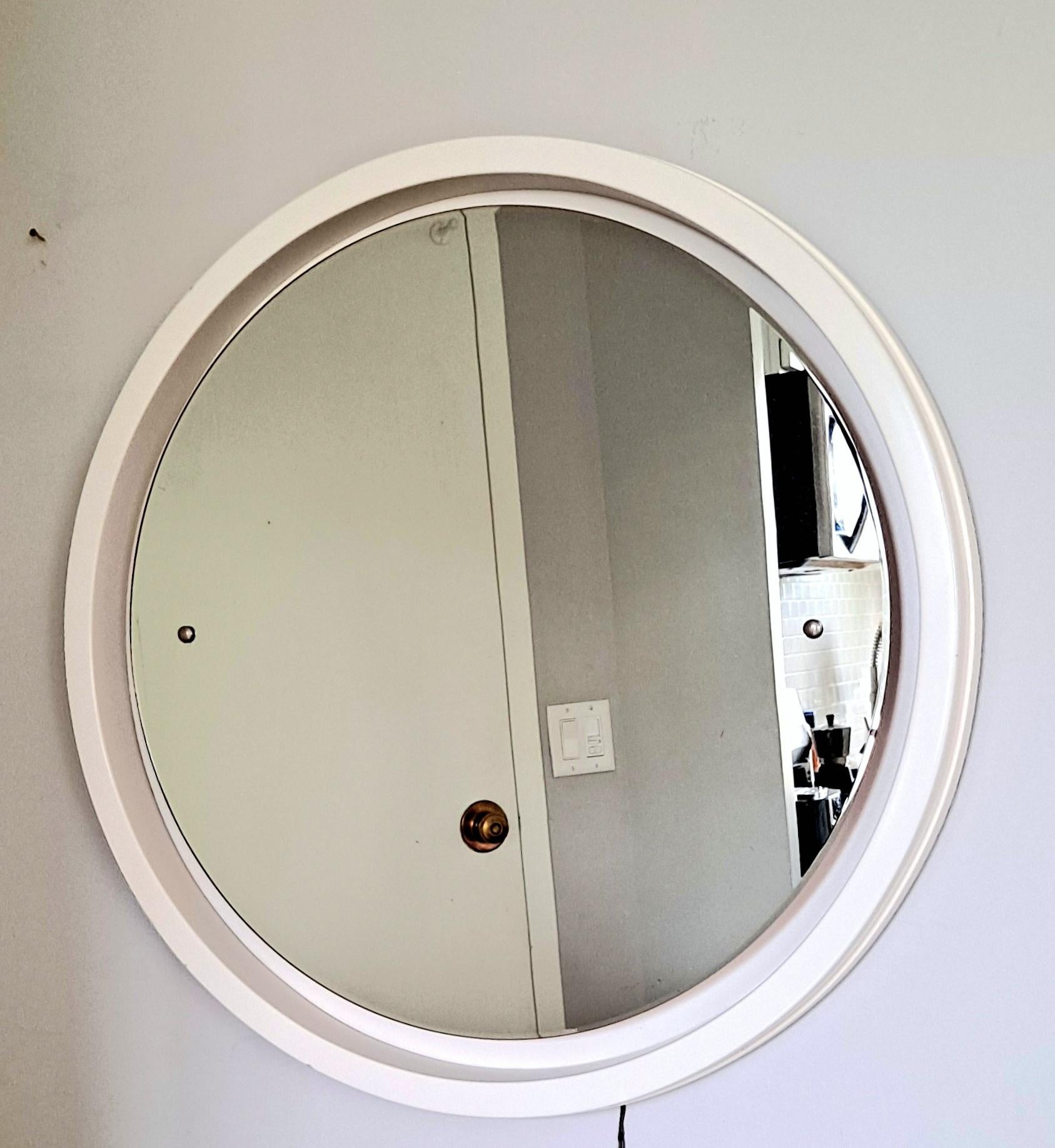 Mid-Century Modern Italian Round Wall Mirror For Sale