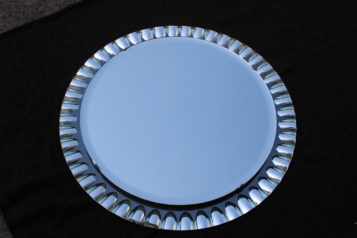 Italian round mirror with mirrored border in 1970s, 
as shown in the photo, the silvering is missing in one edge but the mirror is not very important.