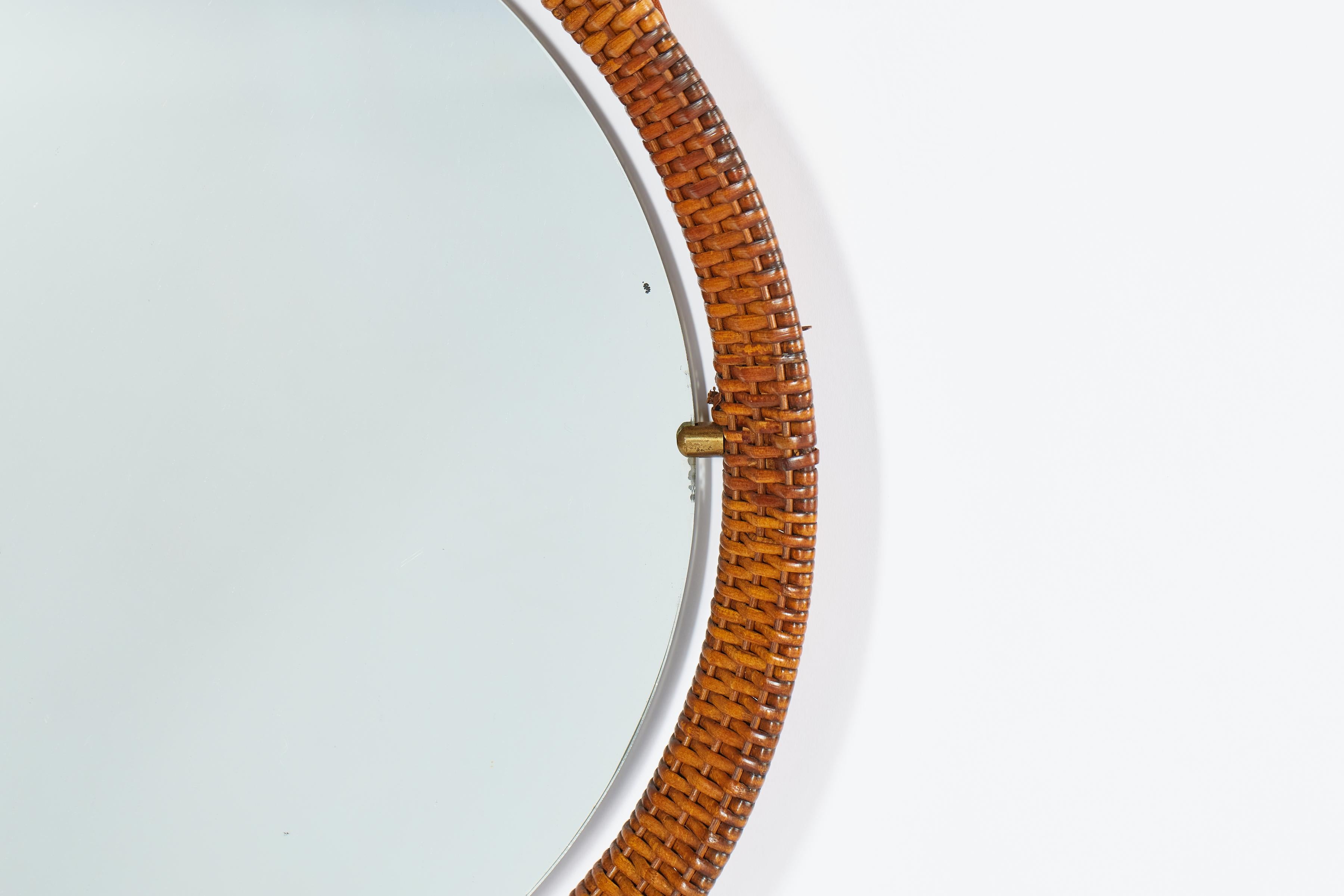 Italian Round Wicker Mirror For Sale 6