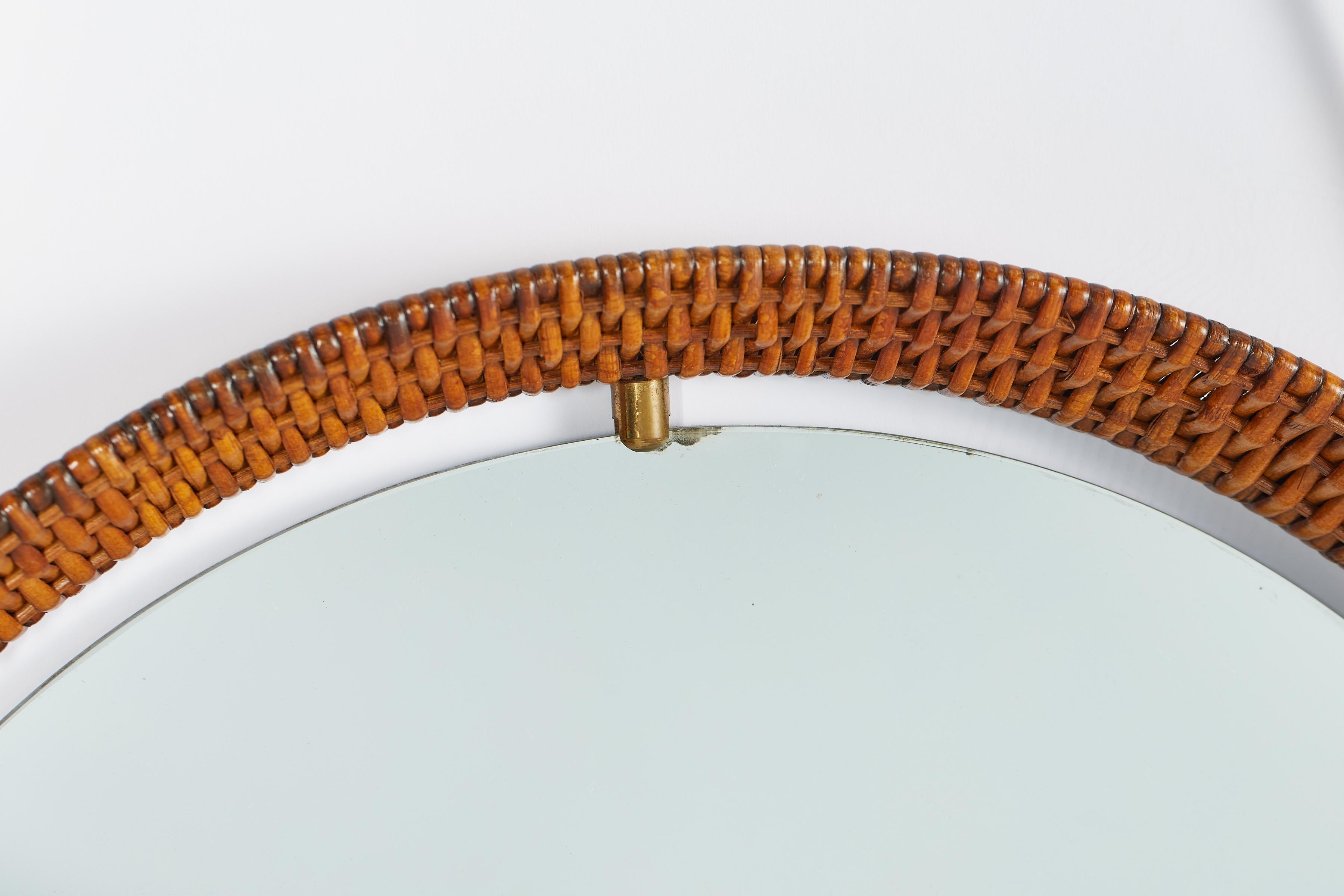 Italian Round Wicker Mirror For Sale 12