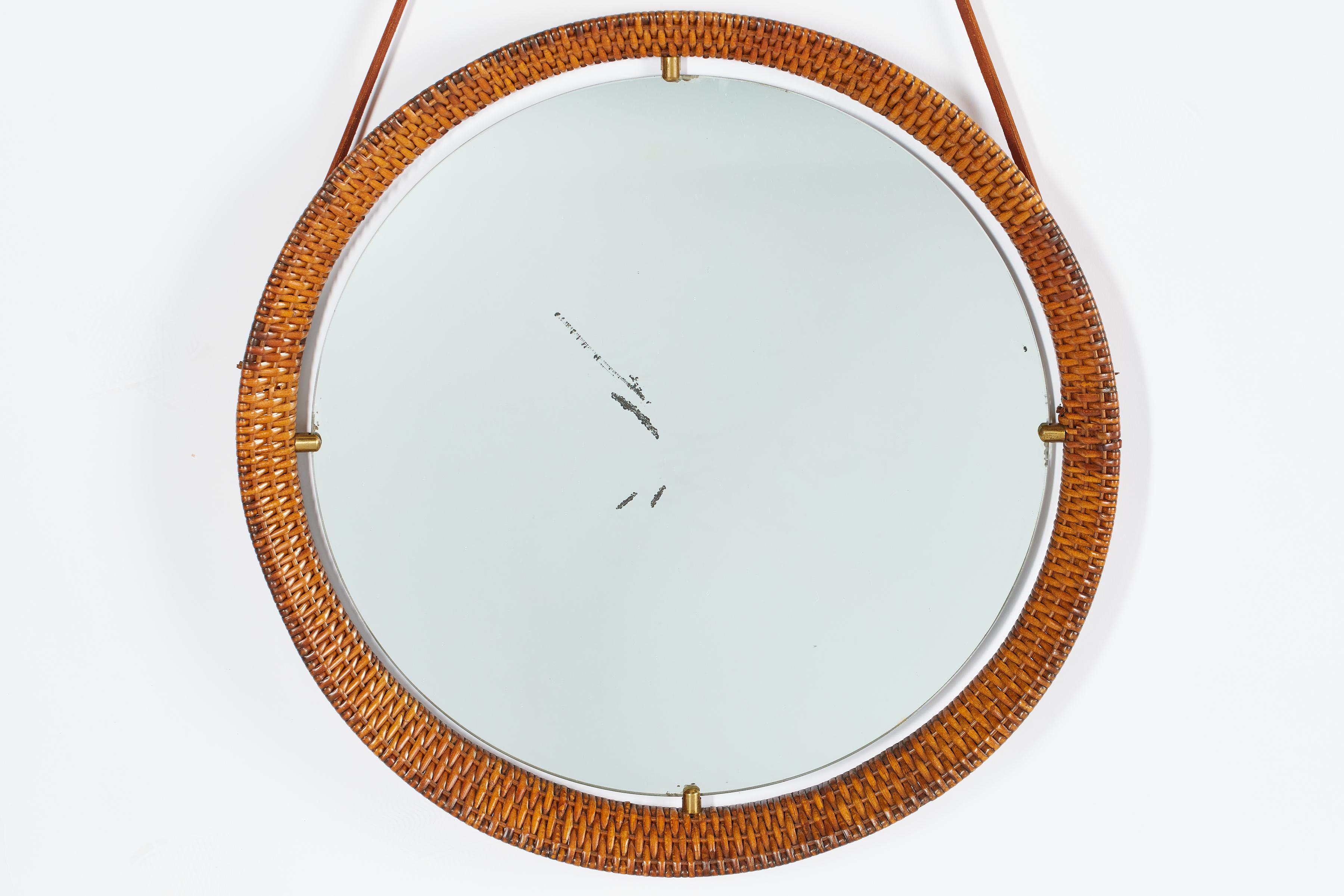 Mid-20th Century Italian Round Wicker Mirror For Sale