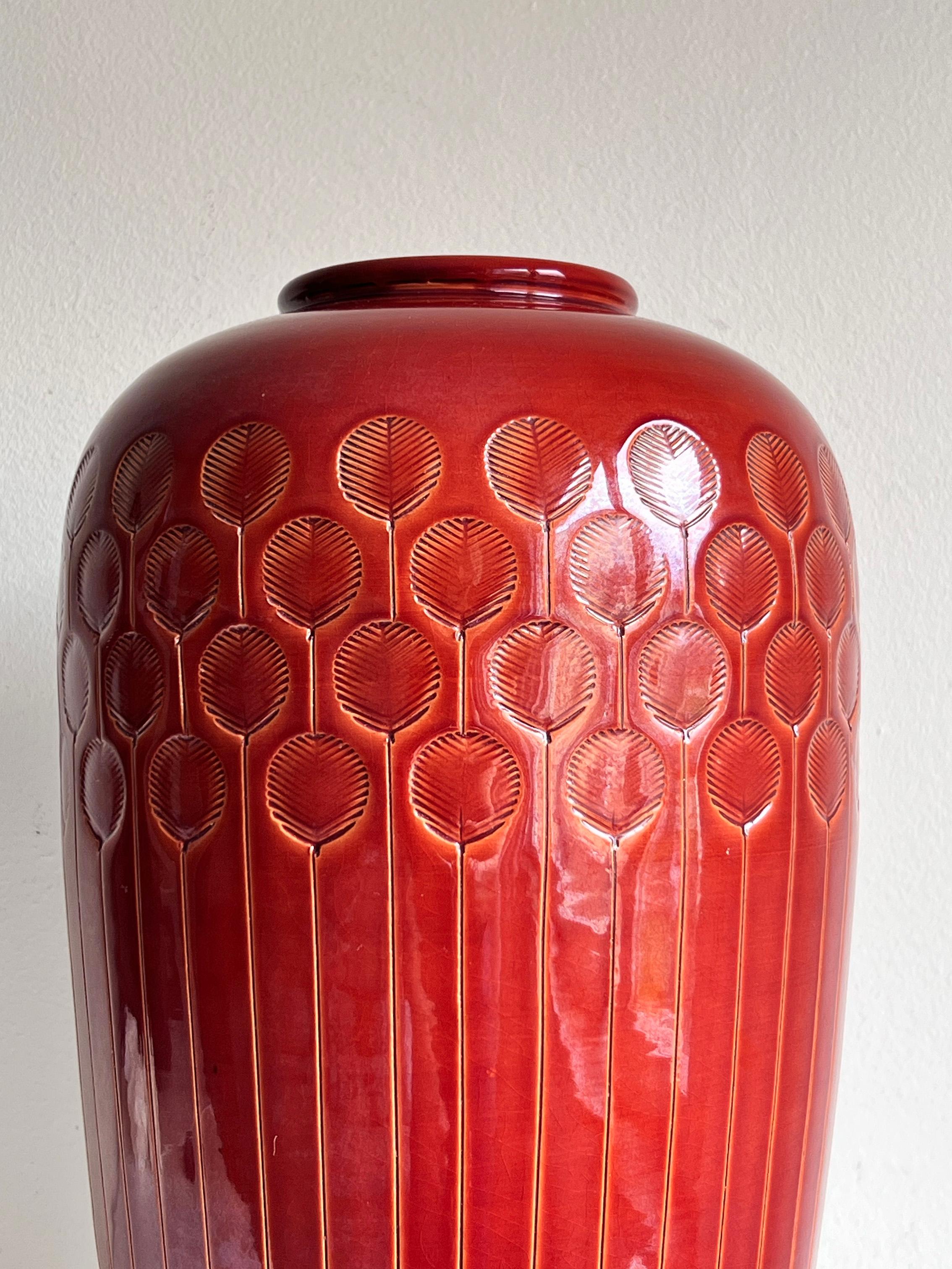 Italian Rust Red Ceramic Floor Vase by Flavia/Bitossi, 1970s In Good Condition For Sale In Örebro, SE
