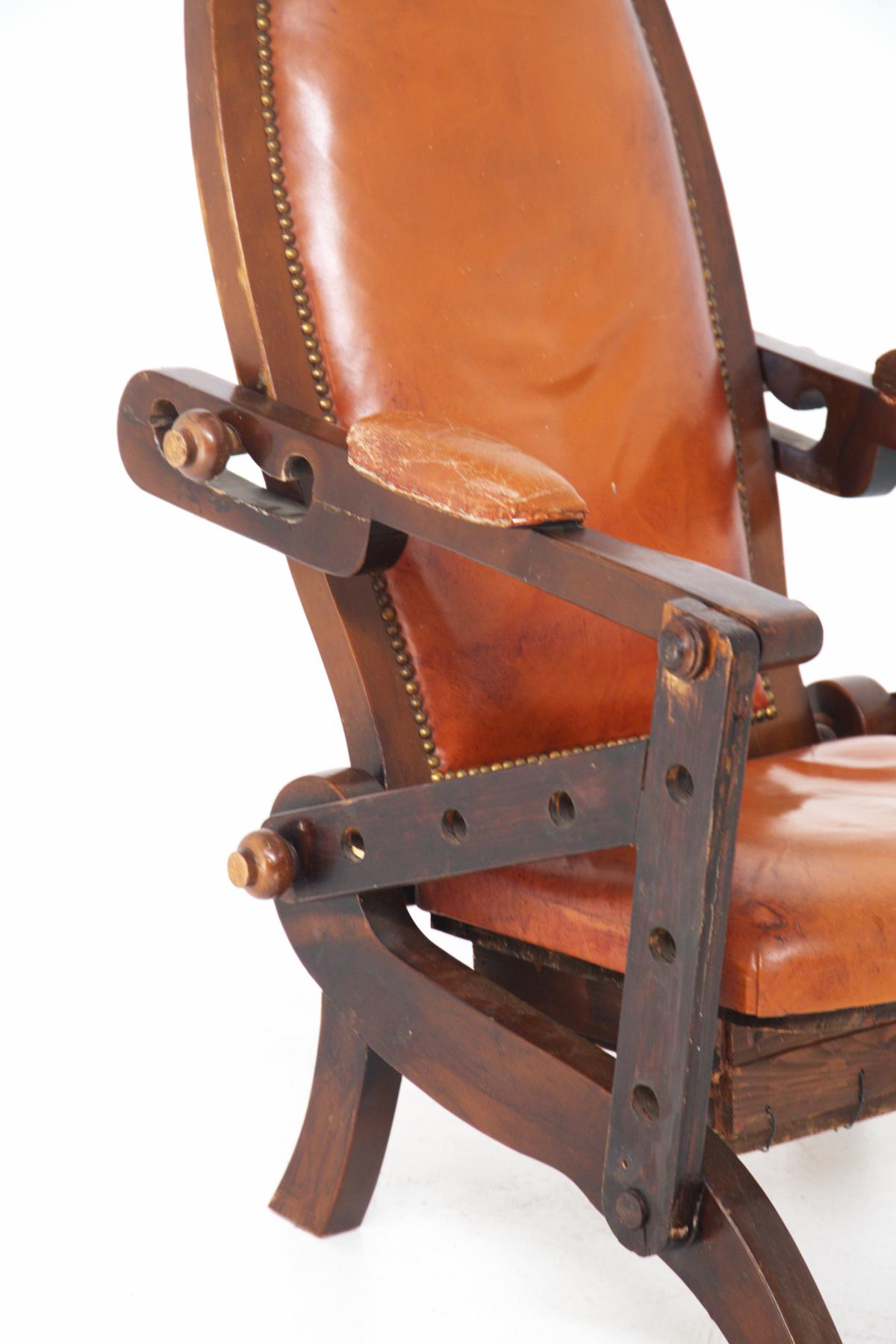 Italian Rustic Style Leather and Wood Armchair For Sale 5