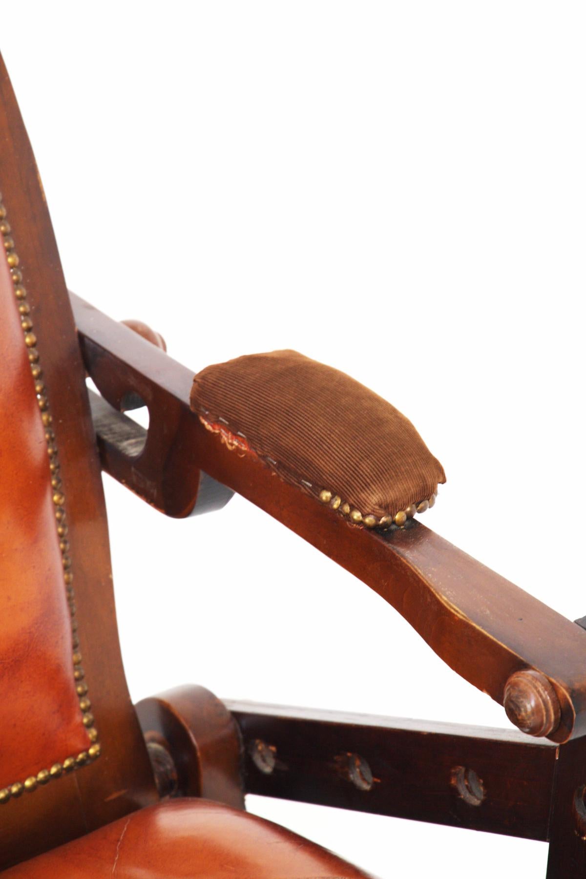 Rustikaler italienischer Sessel aus Leder und Holz im rustikalen Stil im Zustand „Gut“ im Angebot in Milano, IT