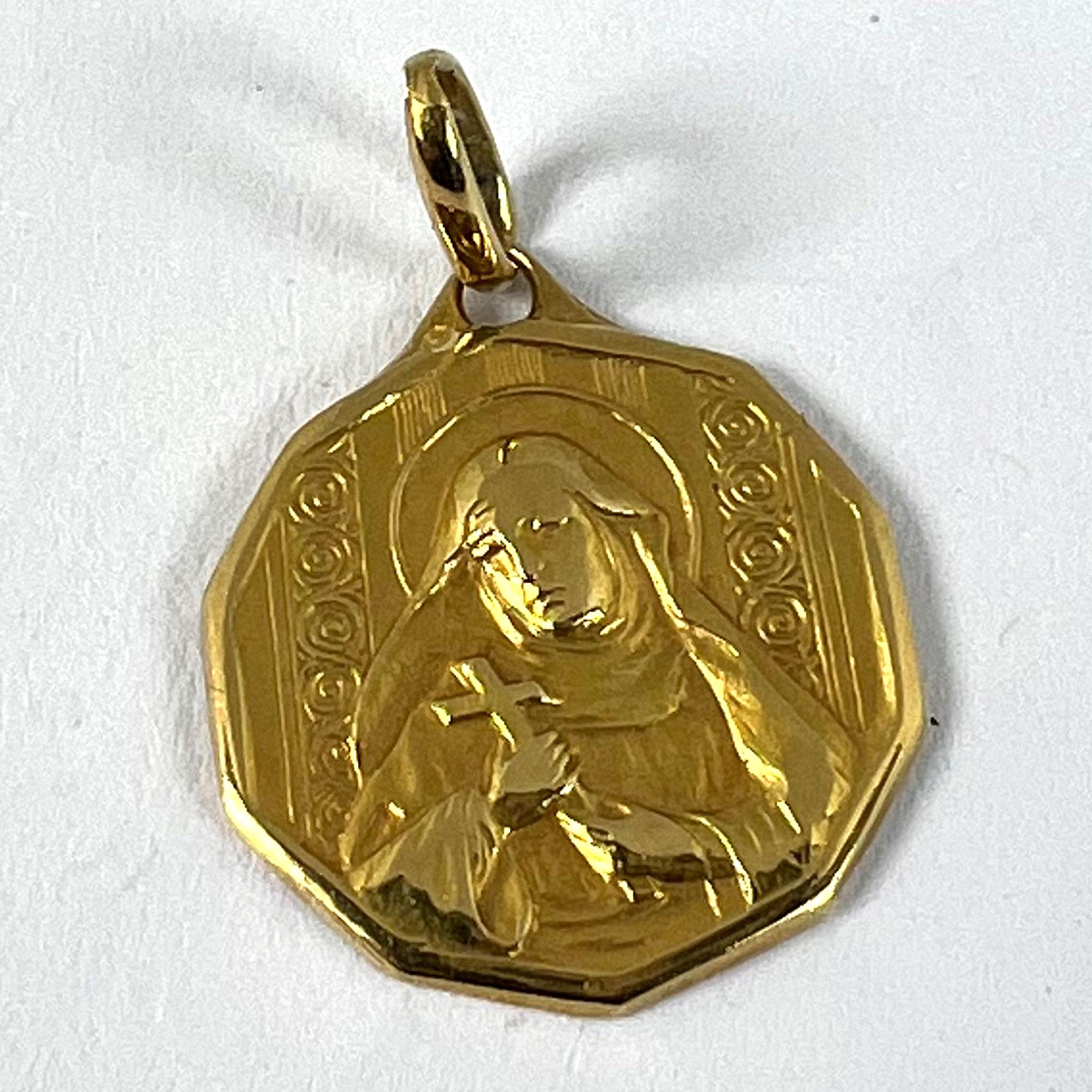 Italian Saint Therese 18K Yellow Gold Charm Medal Pendant For Sale 8