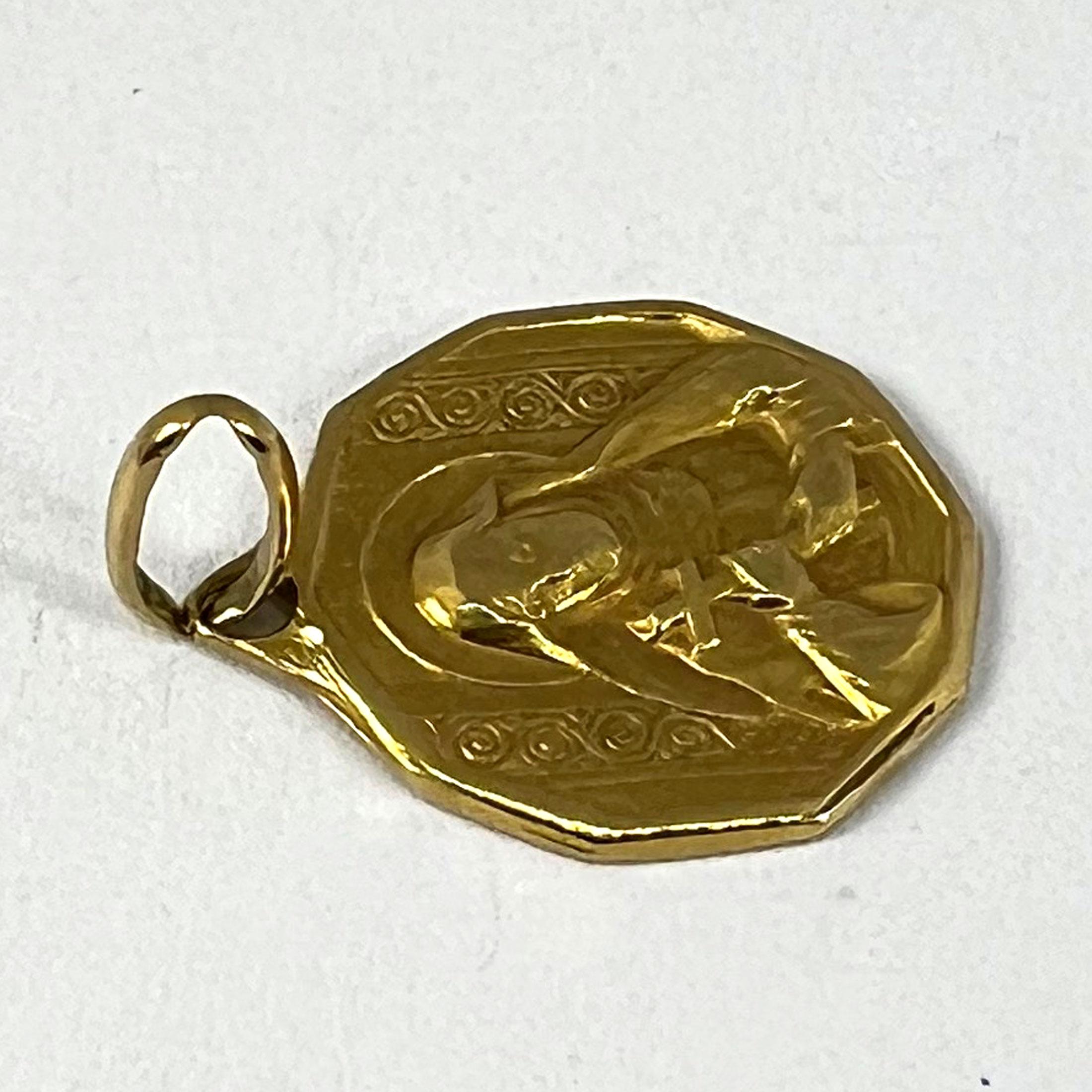 Italian Saint Therese 18K Yellow Gold Charm Medal Pendant For Sale 10