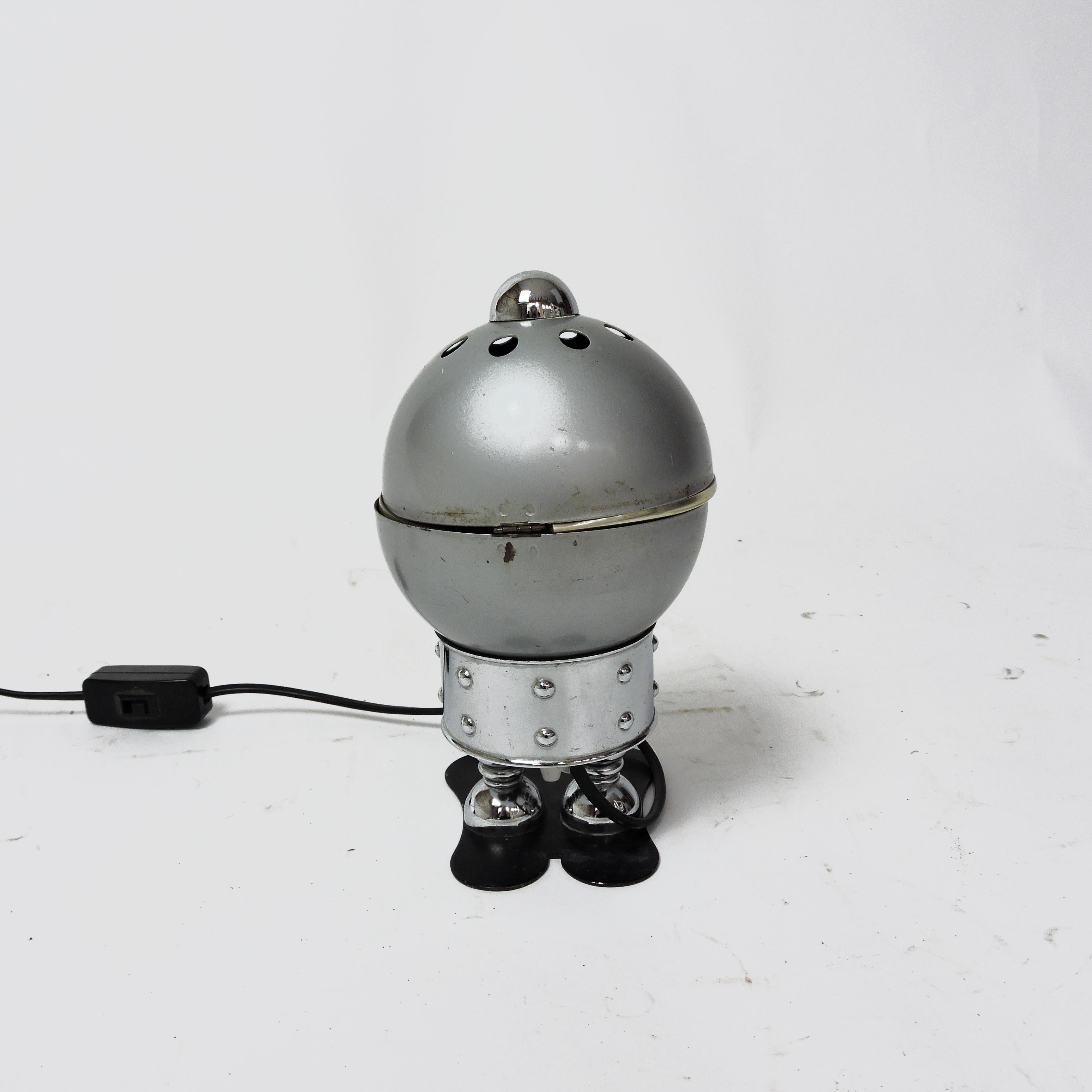 Italian Satco Robot Lamp, 1970s In Good Condition In Chesham, GB