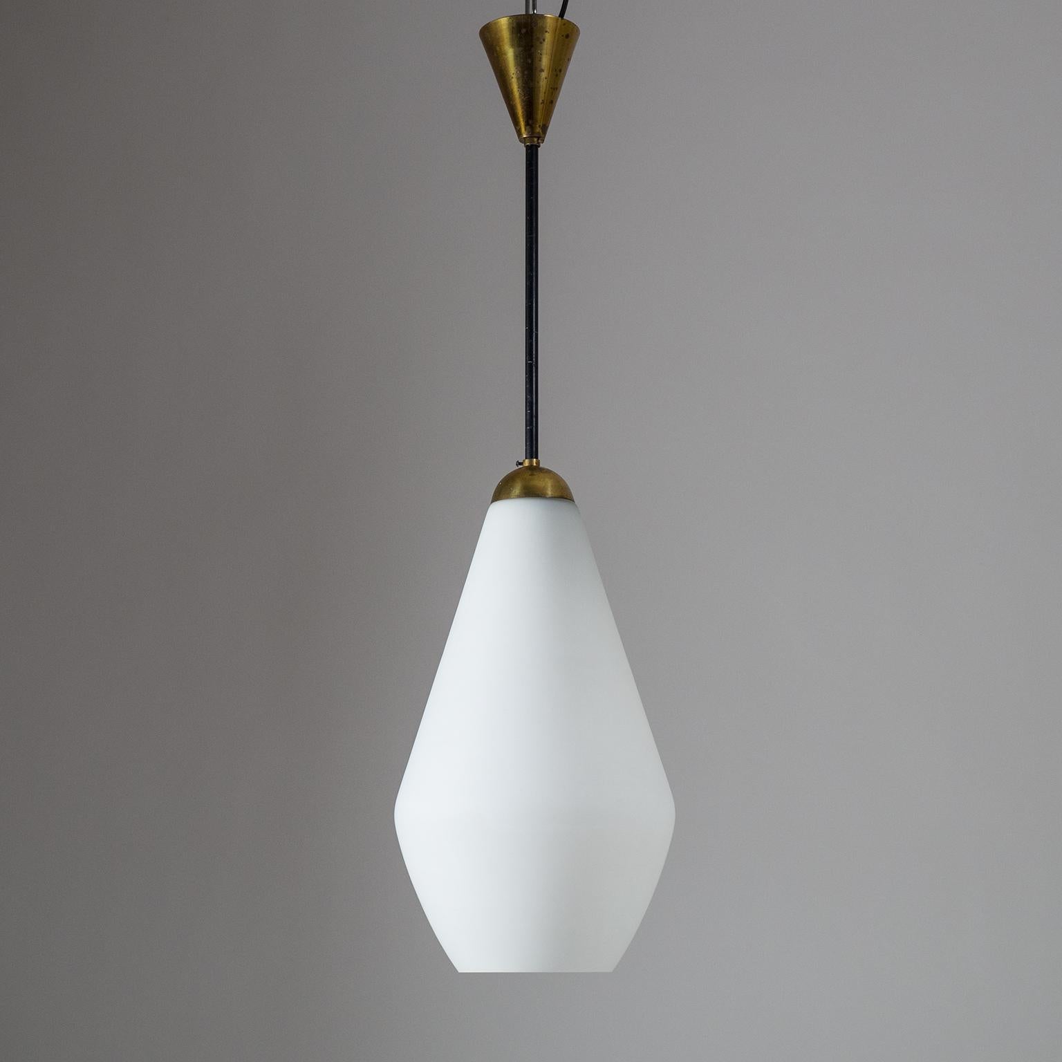 Italian satin glass pendant from the 1950s in the style of Stilnovo. Classic midcentury color scheme of brass, black and white. The double conical diffuser is made of 'triplex opal' glass with a satin finish and is suspended from a black lacquered