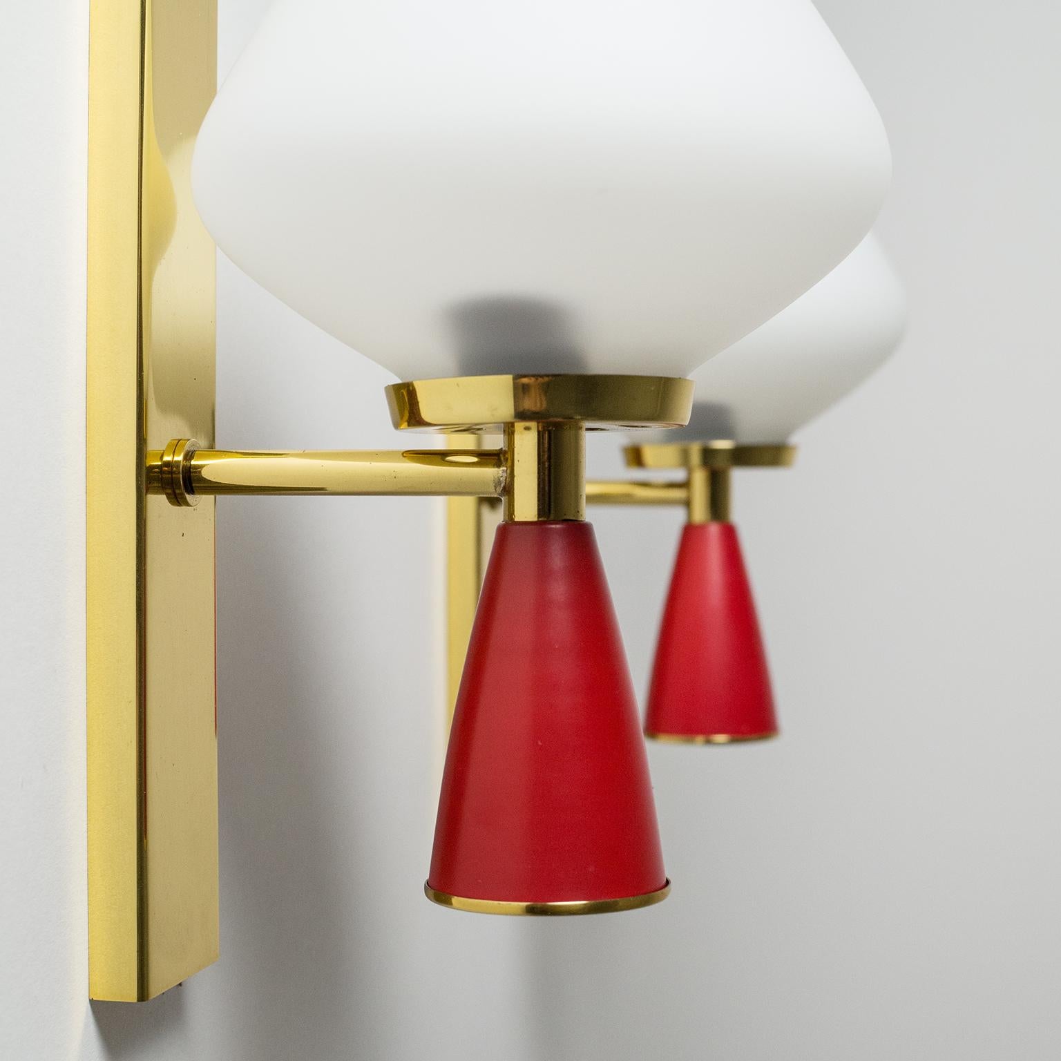 Italian Satin Glass Sconces, 1950s, Brass and Red In Good Condition In Vienna, AT