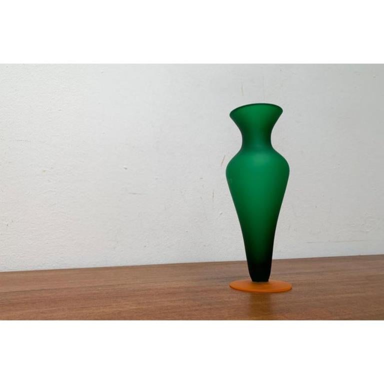 Vaso in vetro satinato italiano attribuito a Carlo Moretti, anni '70 in vendita 6