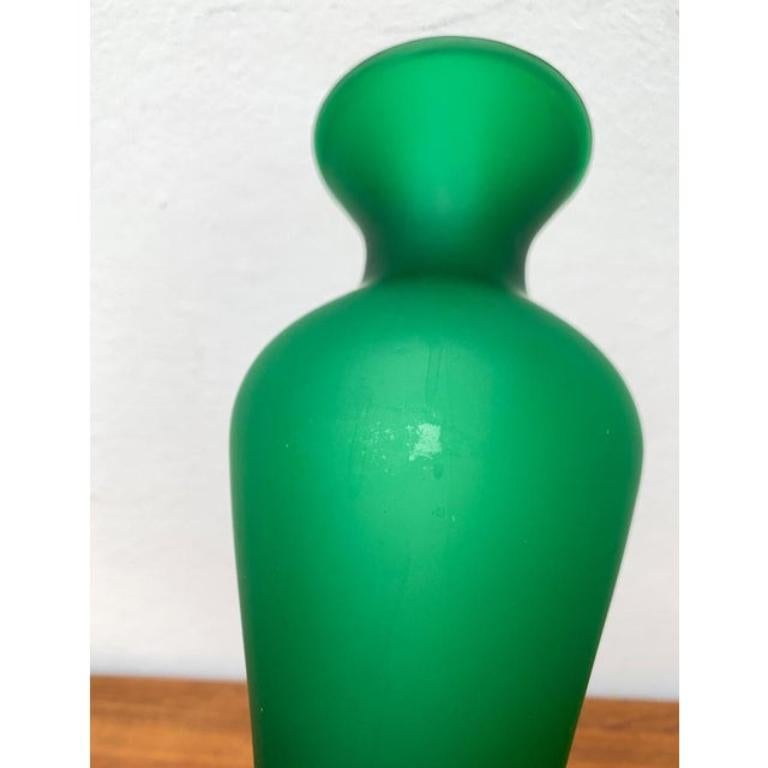 Vaso in vetro satinato italiano attribuito a Carlo Moretti, anni '70 in vendita 7
