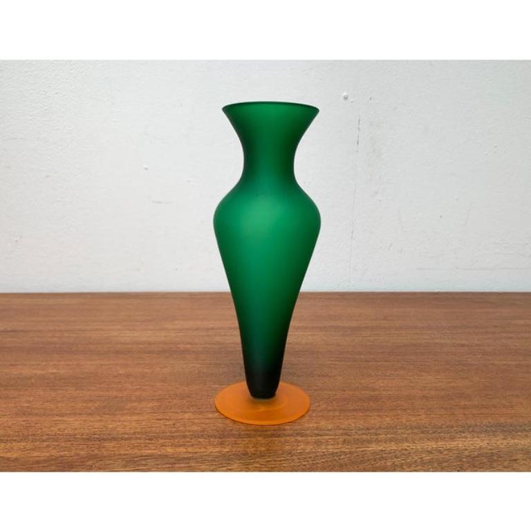 Vaso in vetro satinato italiano attribuito a Carlo Moretti, anni '70 in vendita 4