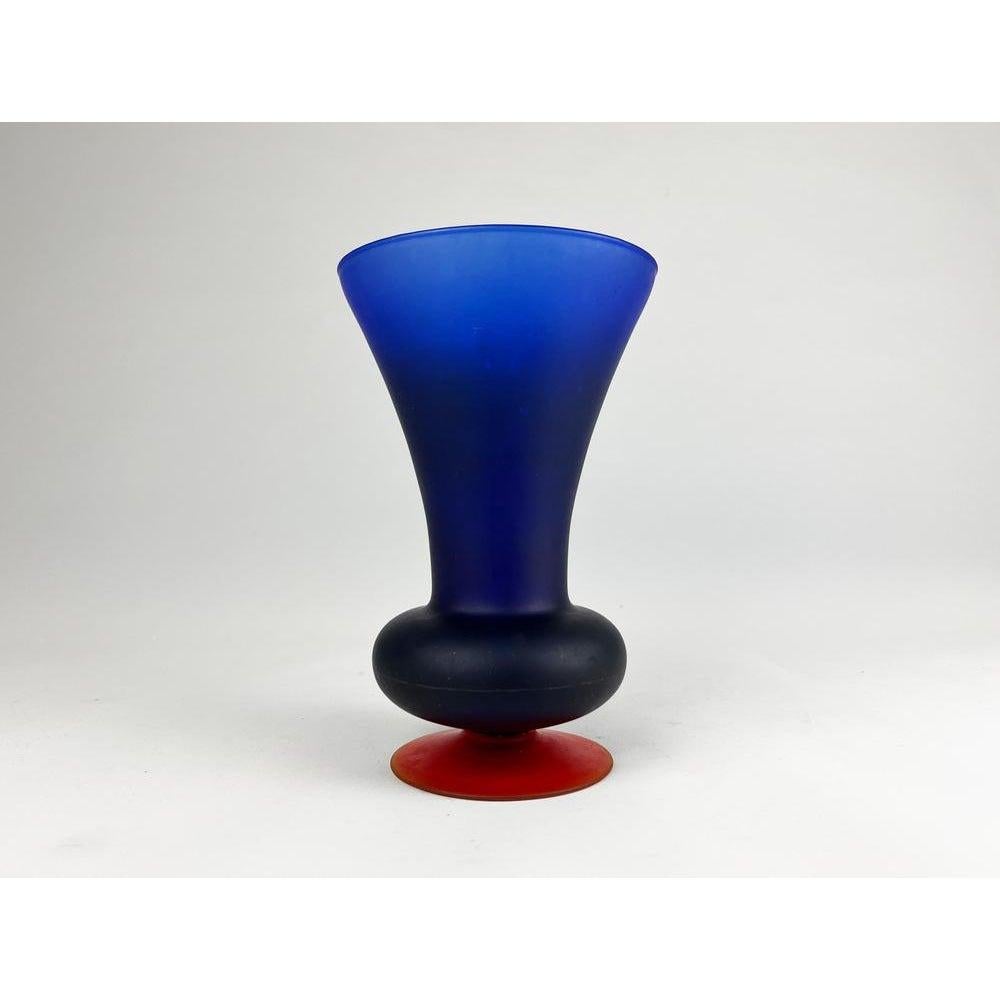 Vaso in vetro satinato italiano attribuito a Carlo Moretti In condizioni ottime in vendita a Hamburg, DE