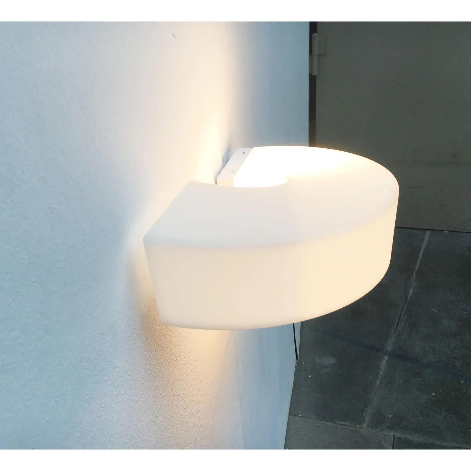 Italian Saturn W Sconce from Linea Light For Sale 7