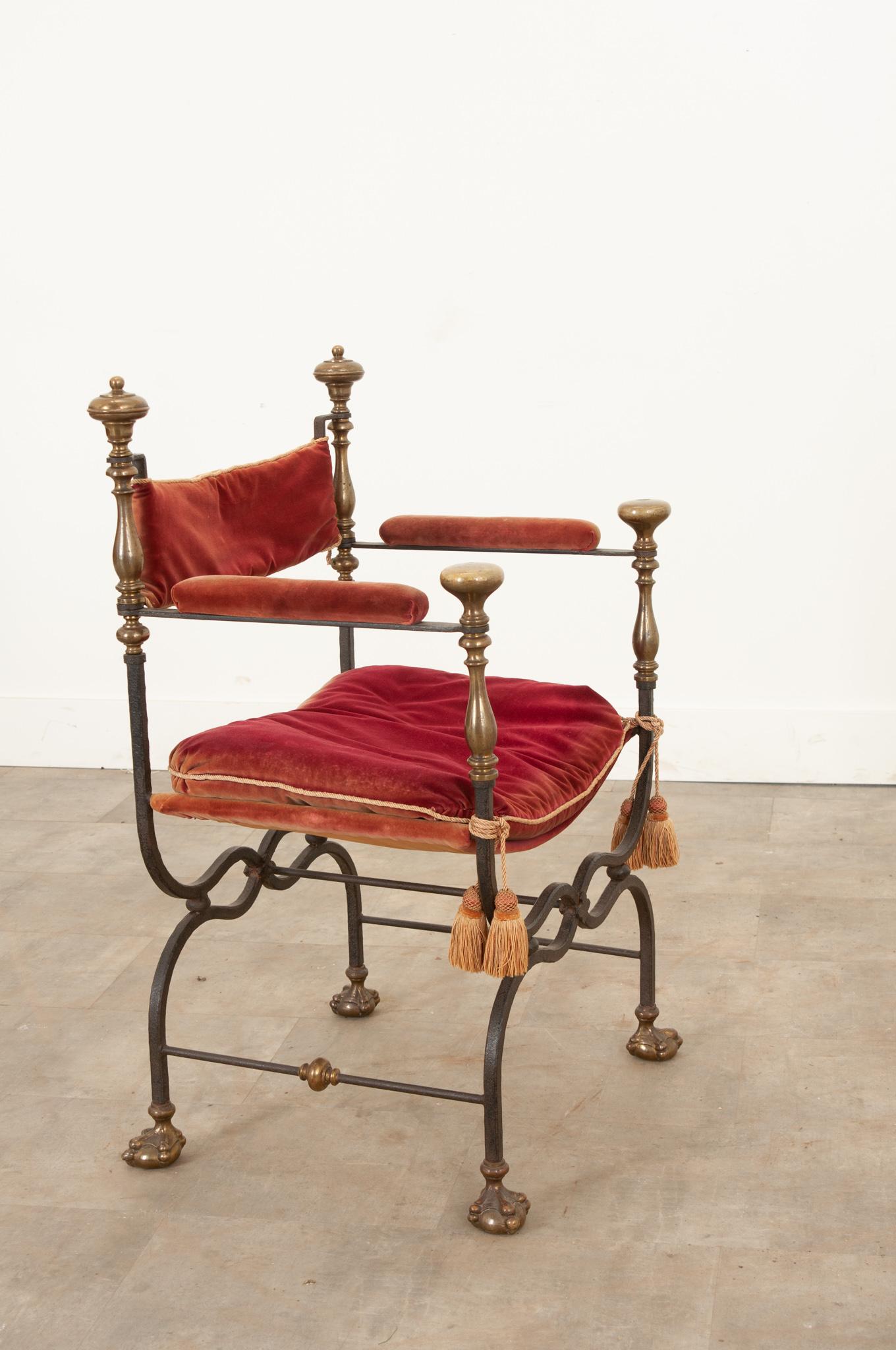 Italian Savonarole Chair in Red Velvet For Sale 5