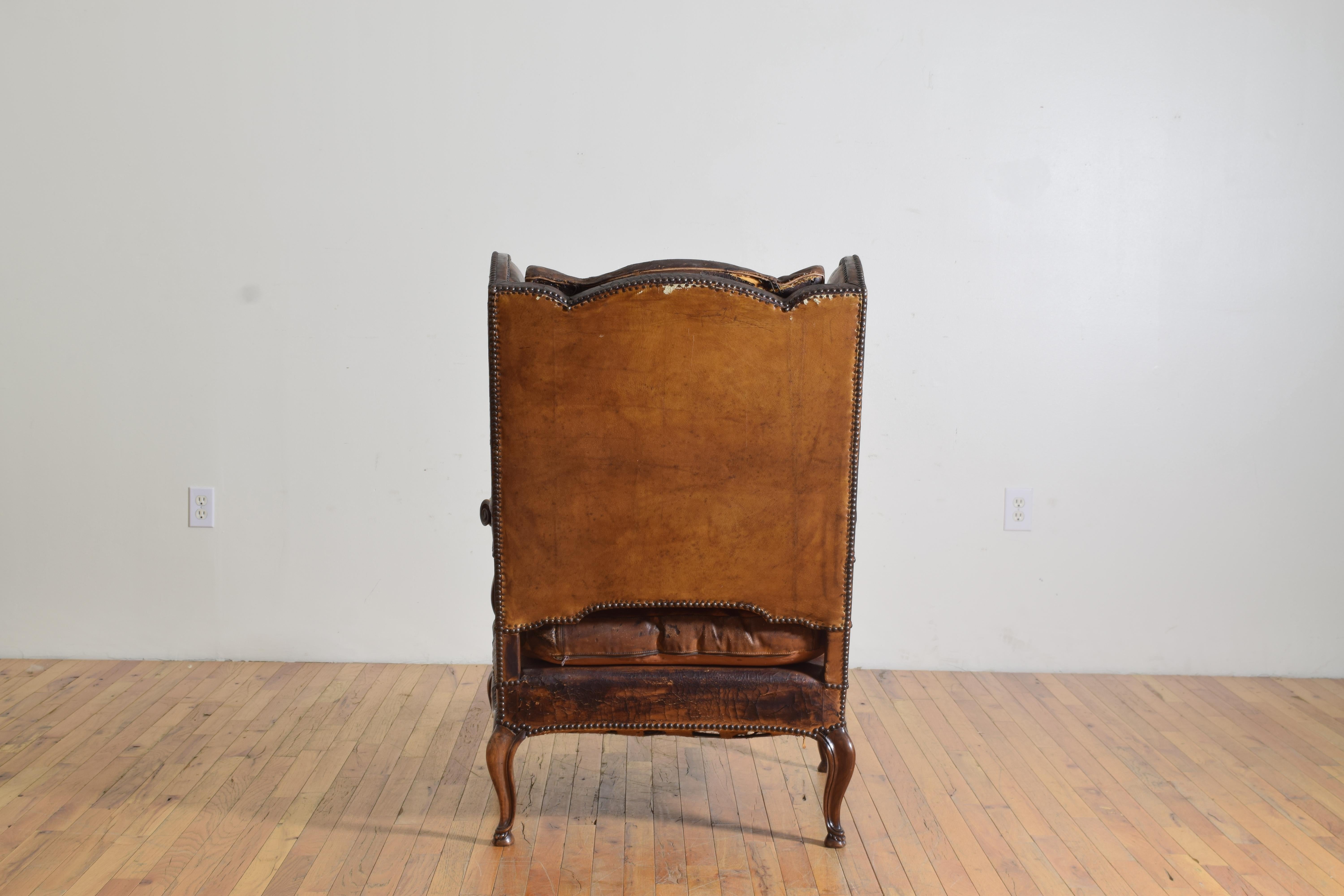 18th Century Italian, Savoy, Carved Walnut & Leather Upholstered Bergere, 18th century For Sale