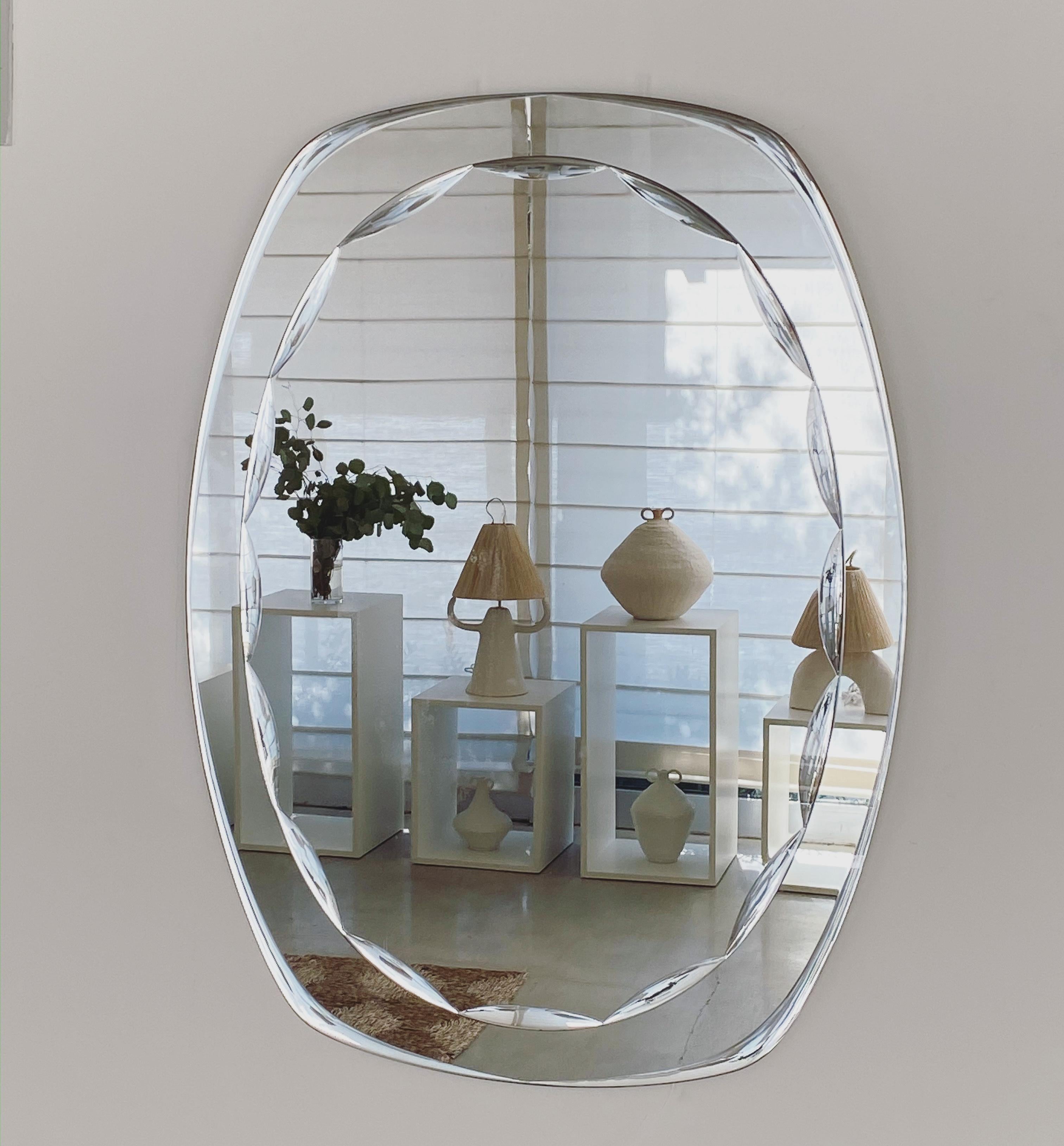 Italian Scalloped Glass Mirror 4