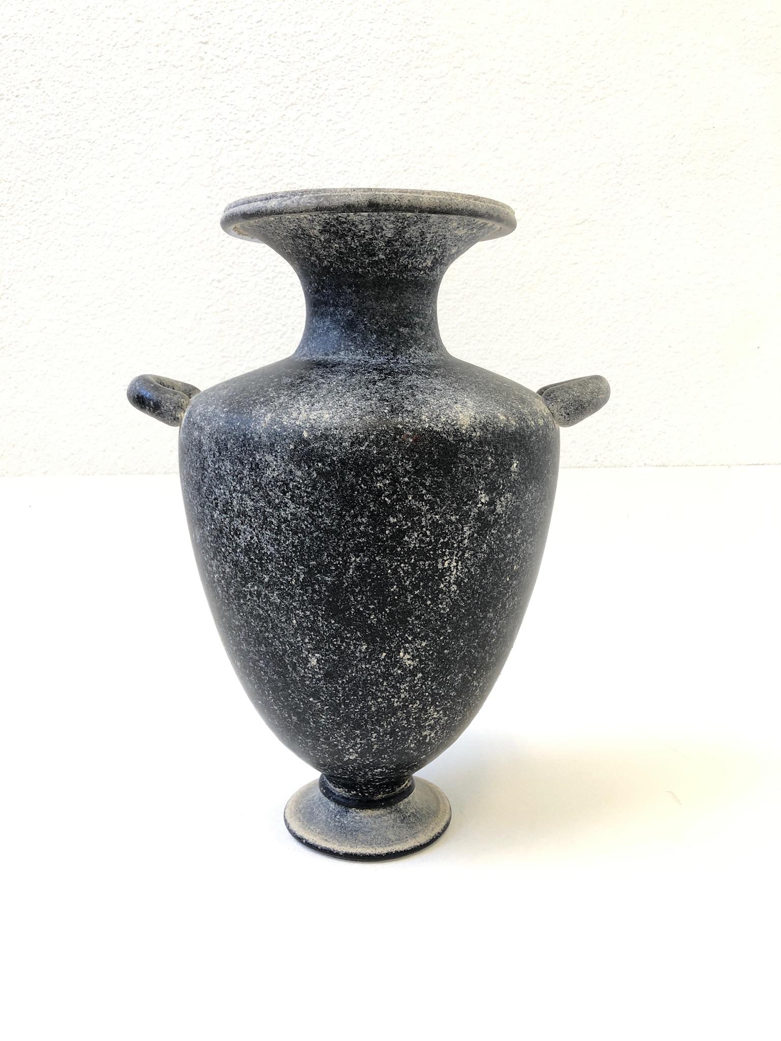 Italian Scavo Black Murano Glass Vase by Seguso Vetri d’Arte For Sale 3