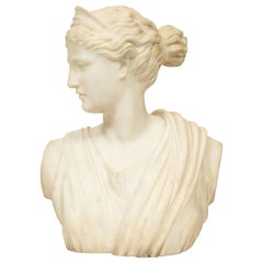 école italienne:: 19e siècle Buste en marbre blanc de la déesse Diane Artémis