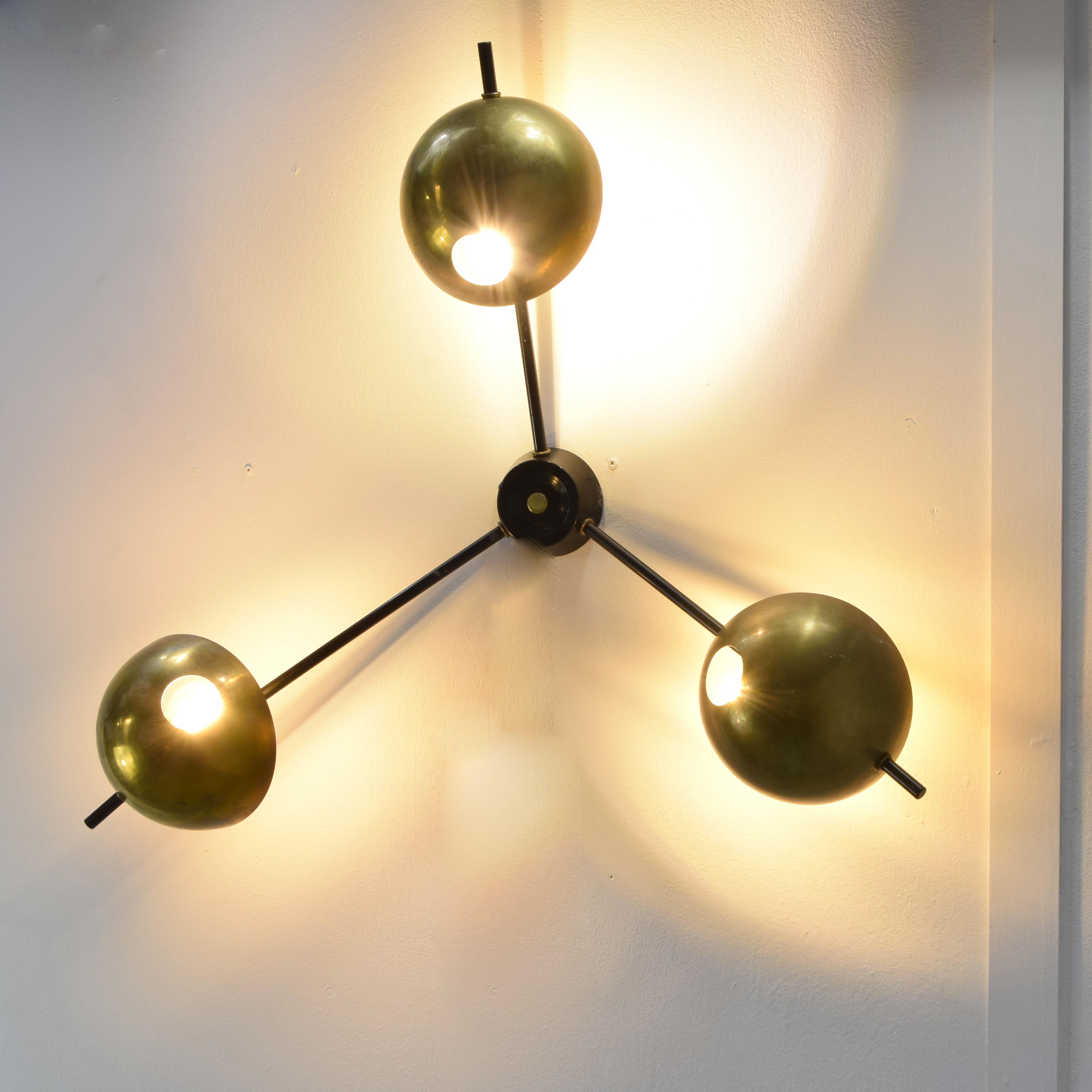Italian sconce by Stilnovo 1960s in vendita 1