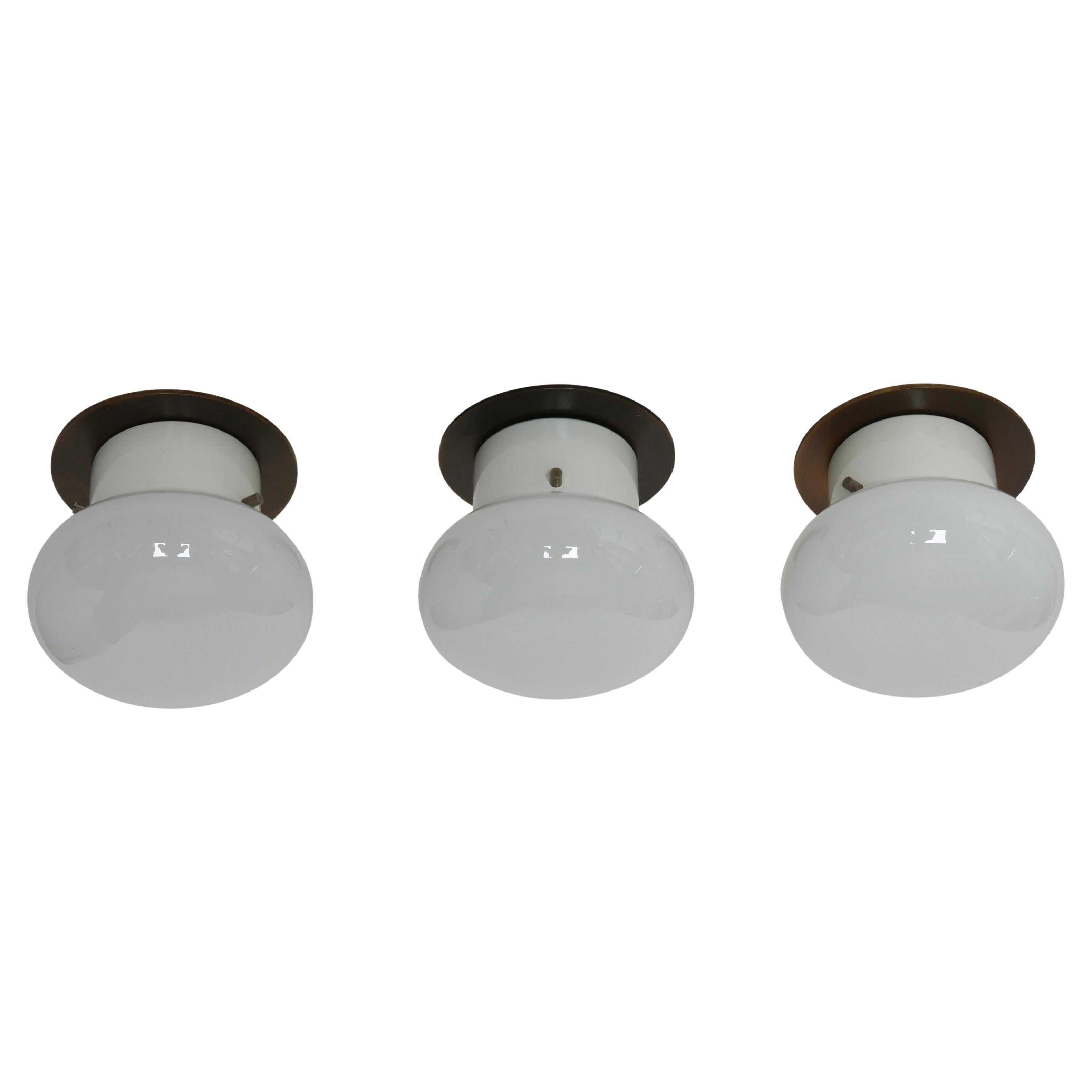 Italian sconces by Valenti, set of 3
Opaline glass, enameled metal in ivory color.
Complimentary US rewiring with custom patinated brass backplates.
