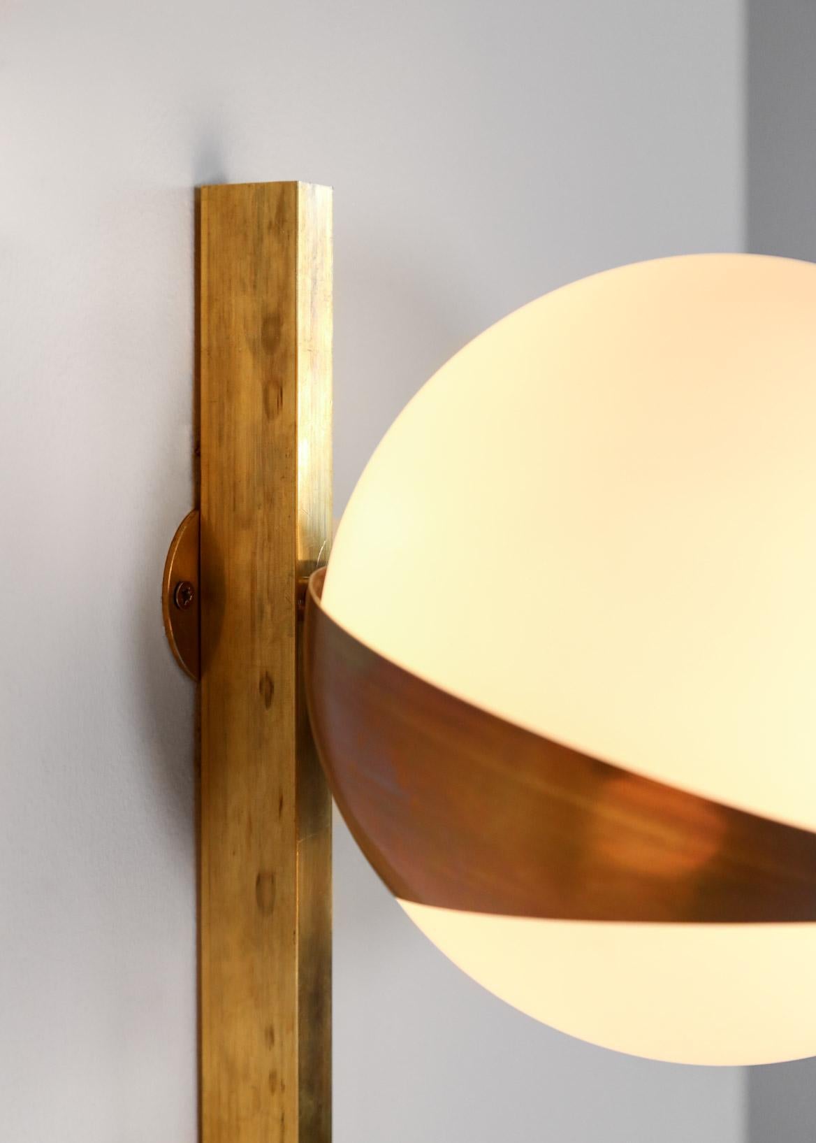 Ottone Italian Sconces, Stilnovo Style Design Midcentury, Opaline and Brass in vendita